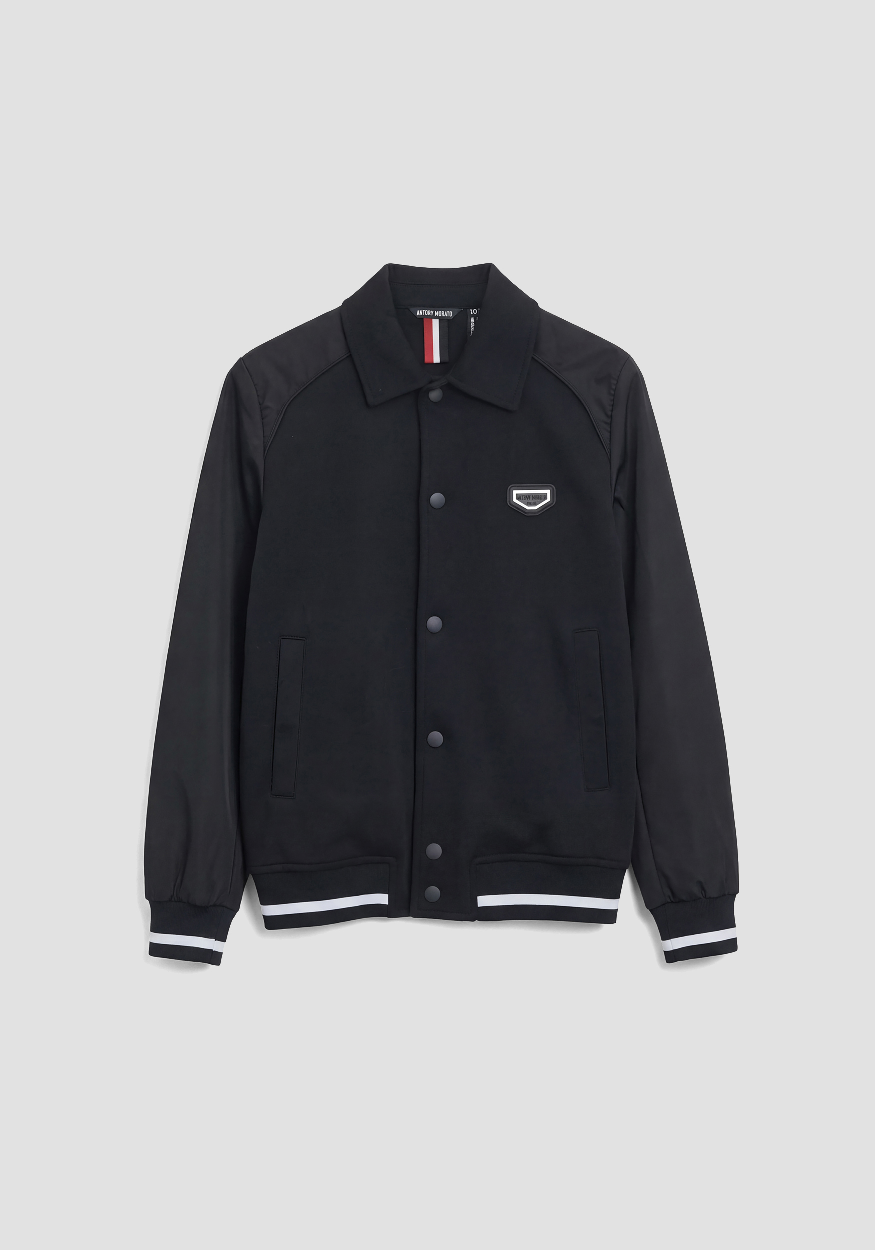 SUDADERA CON CREMALLERA REGULAR FIT ESTILO UNIVERSITARIO