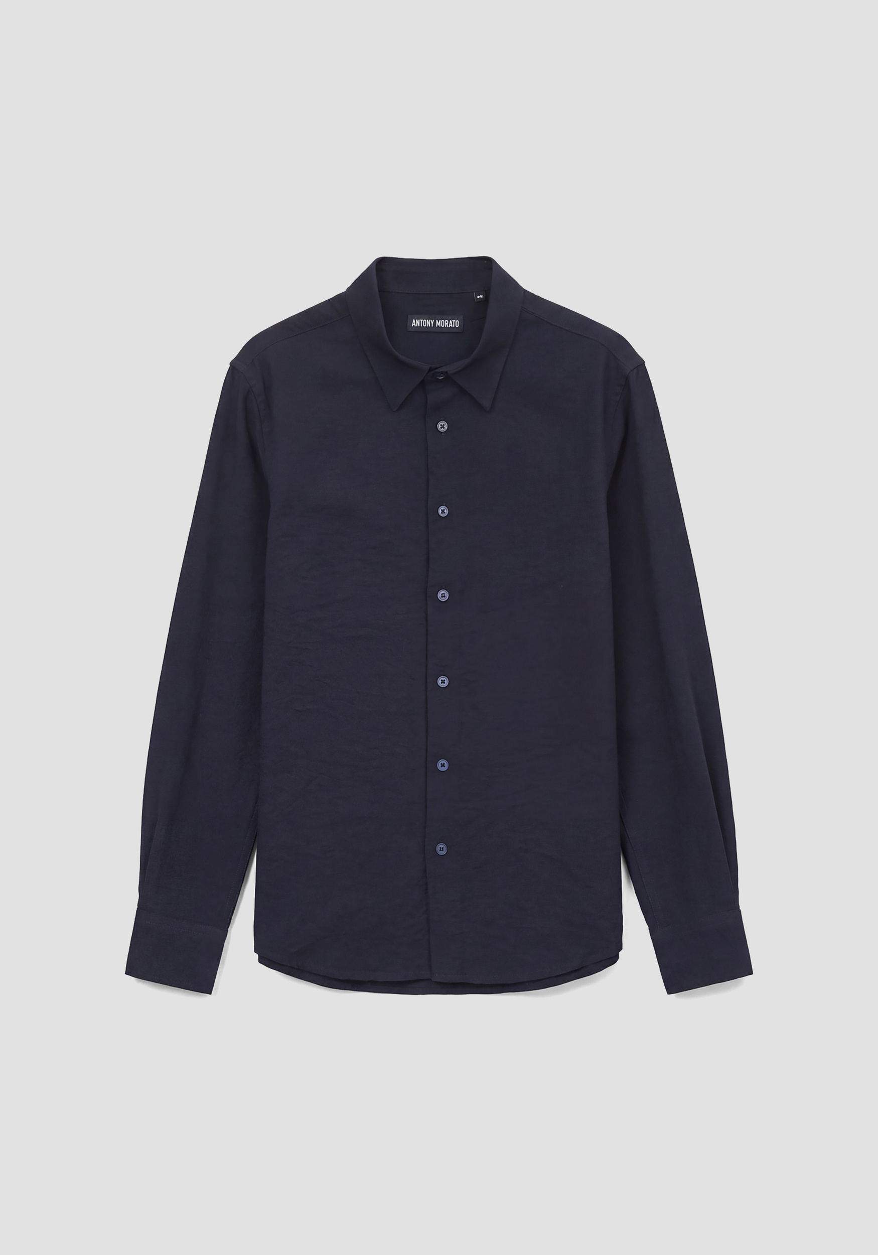 CAMISA REGULAR FIT DE TEJIDO TÉCNICO MEZCLADO DE VISCOSA