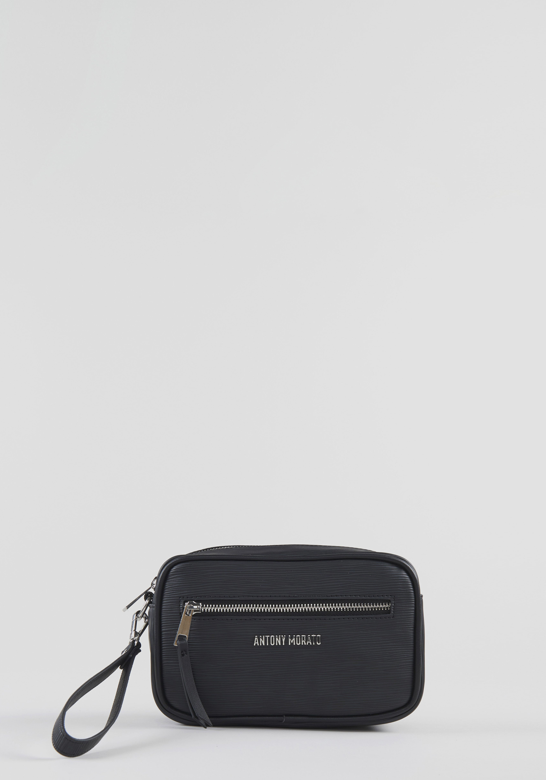 POUCH IN FAUX LEATHER