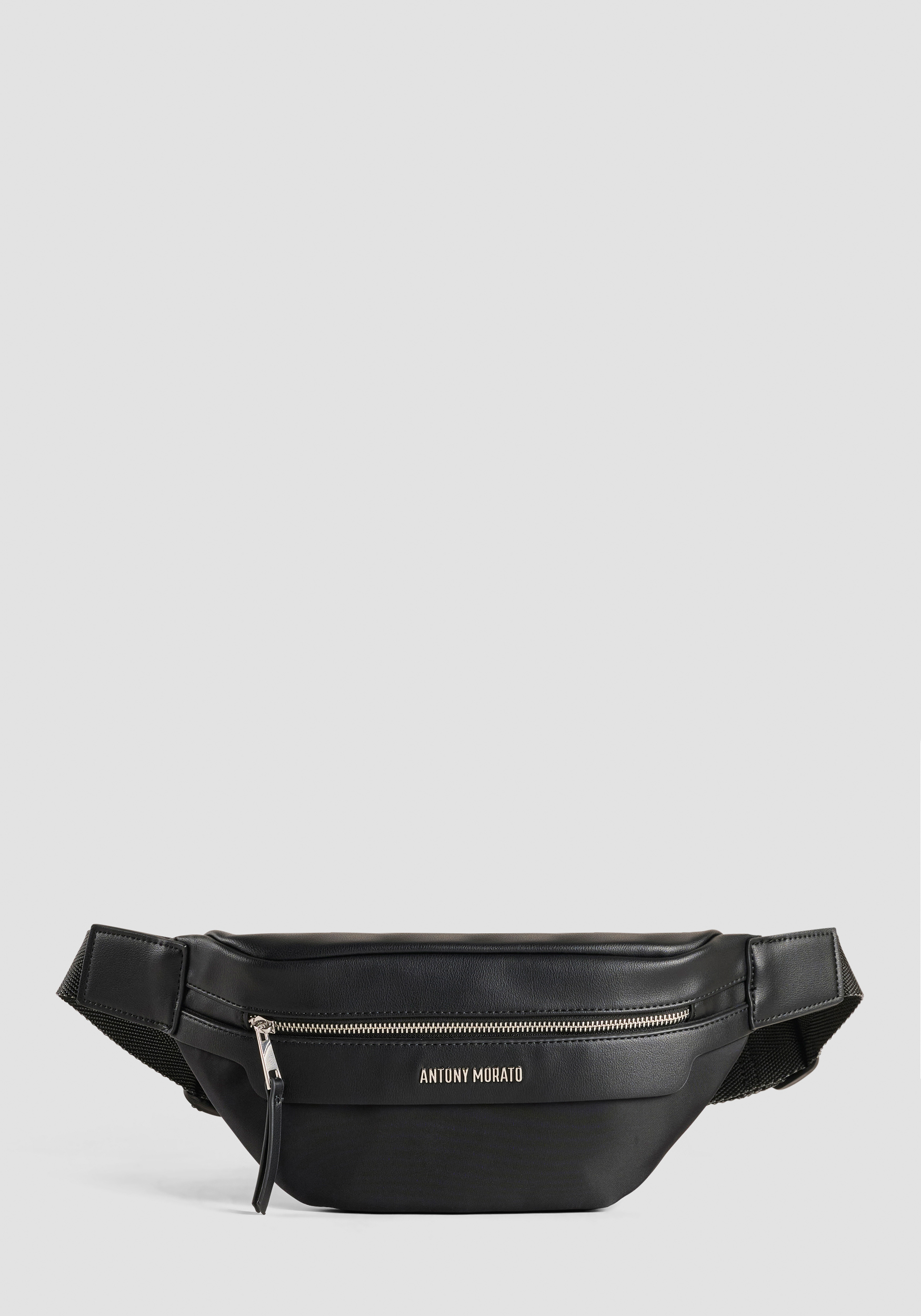 RIÑONERA DE PIEL SINTÉTICA CON LOGO LETTERING METALIZADO