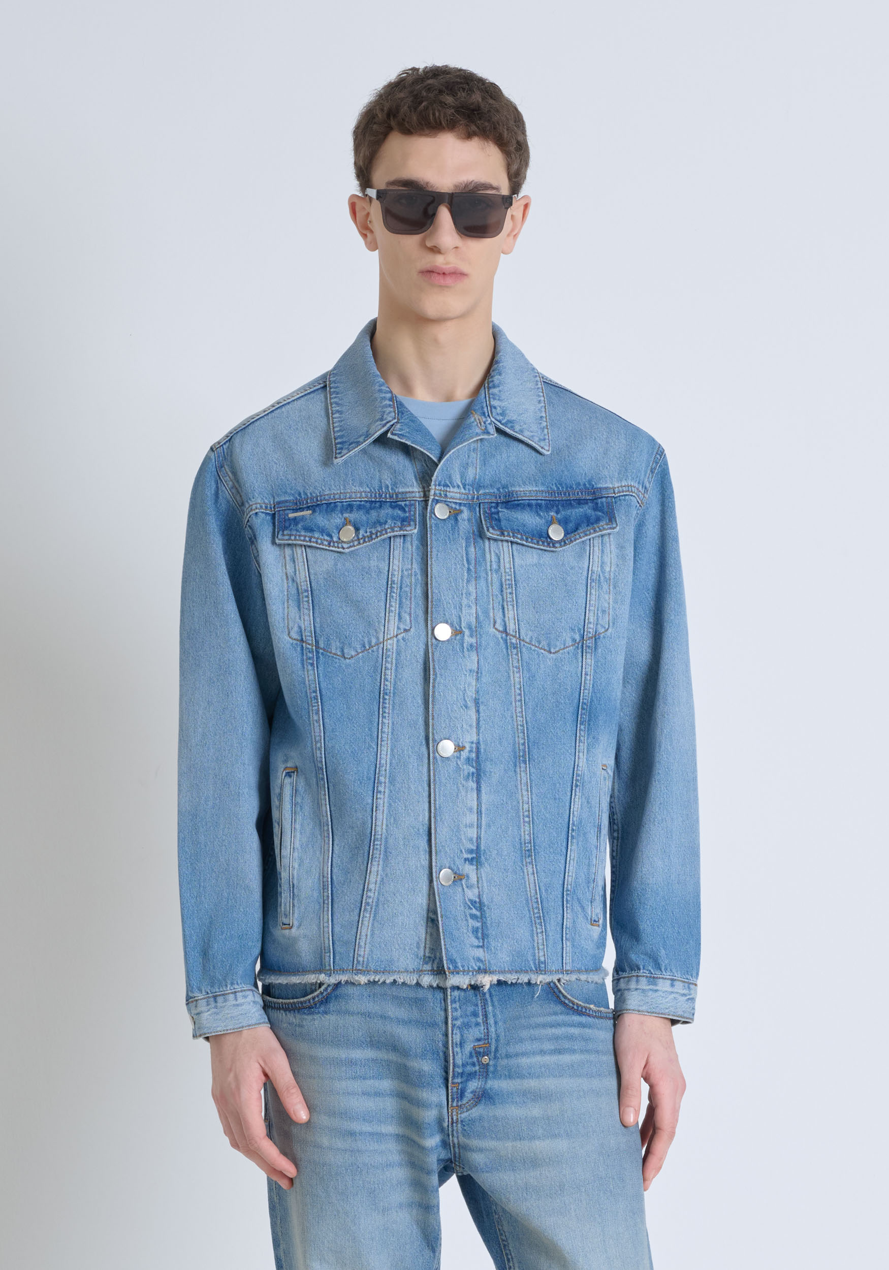 CHAQUETA VAQUERA OVERSIZE CON BOLSILLOS