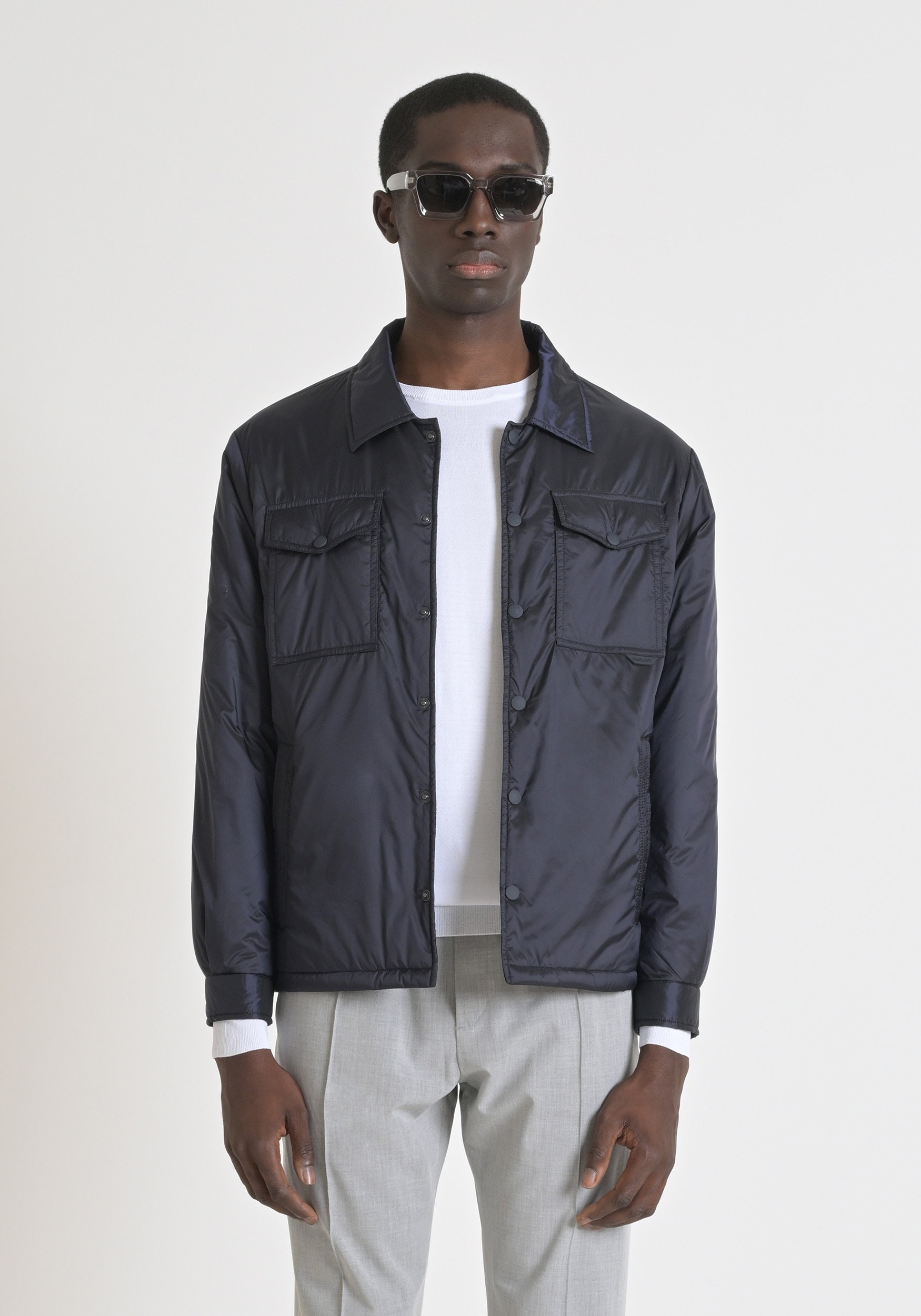 JACKET REGULAR FIT IN SHIOZE NYLON WITH RUBBER LOGO