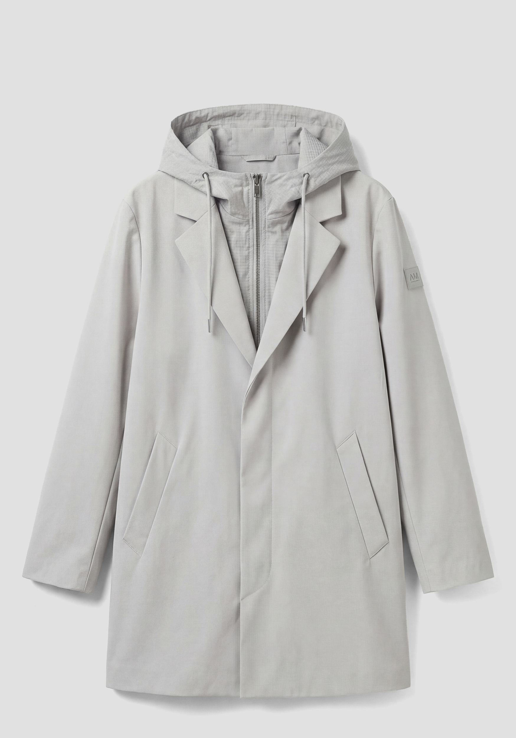 IMPERMEABLE REGULAR FIT DE TEJIDO TÉCNICO