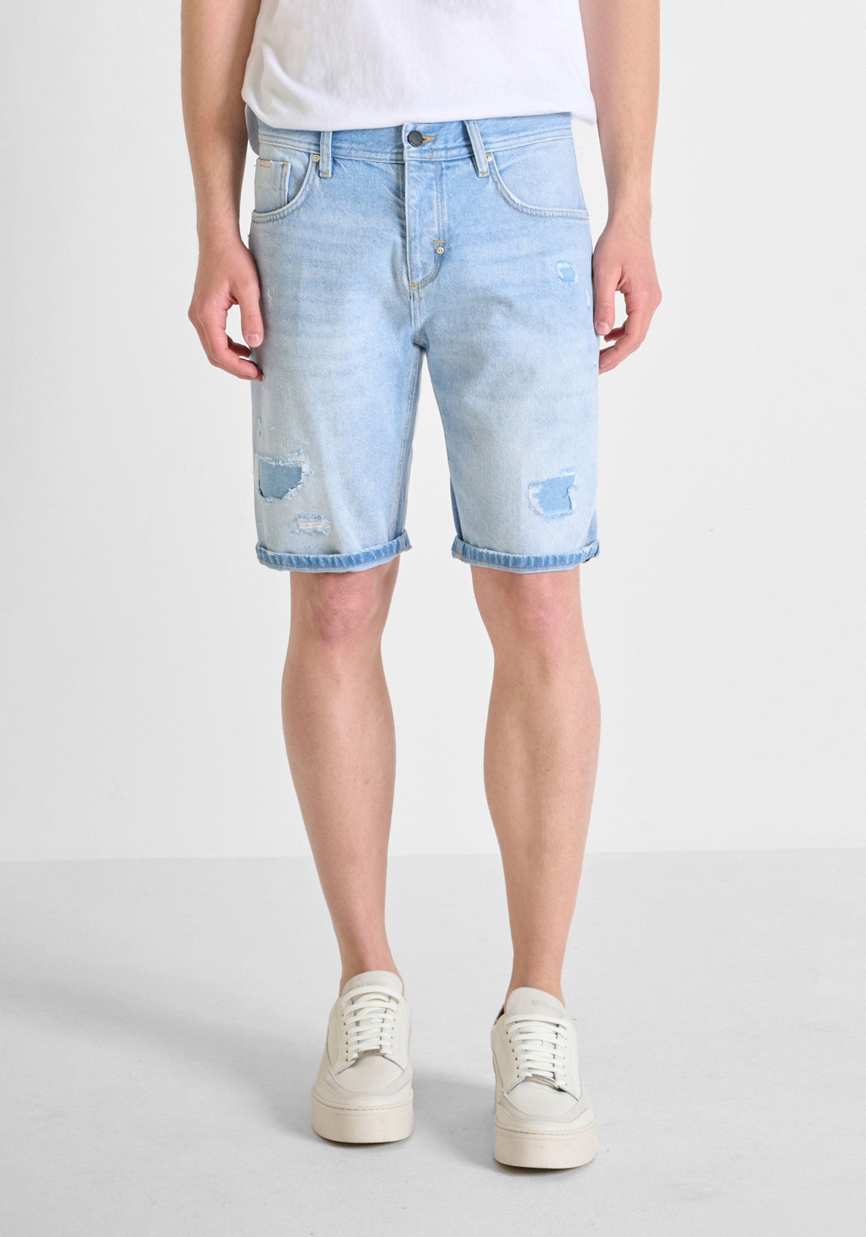 PANTALONES CORTOS SLIM FIT «ARGON» EN TEJIDO VAQUERO