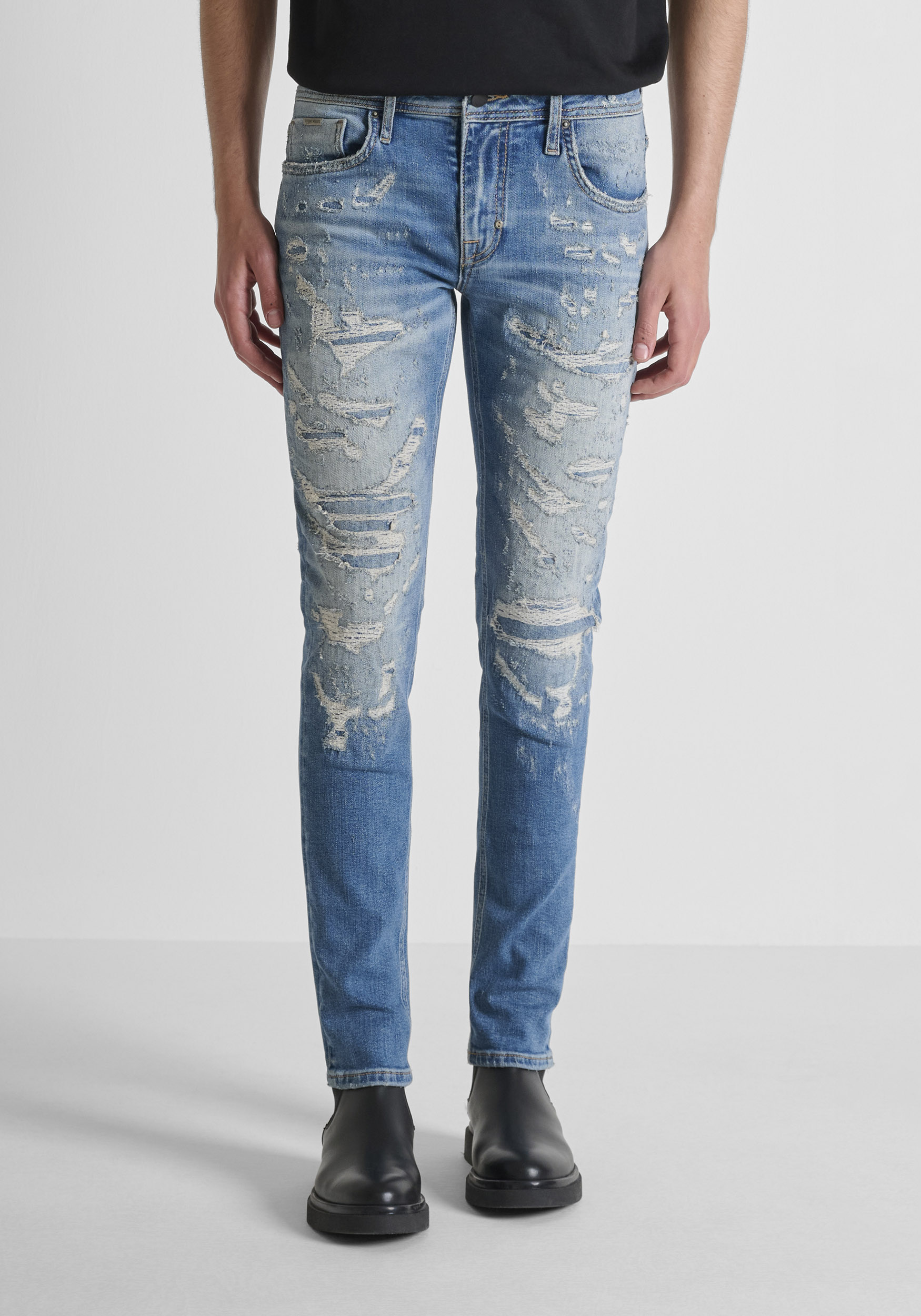 VAQUEROS TAPERED FIT 