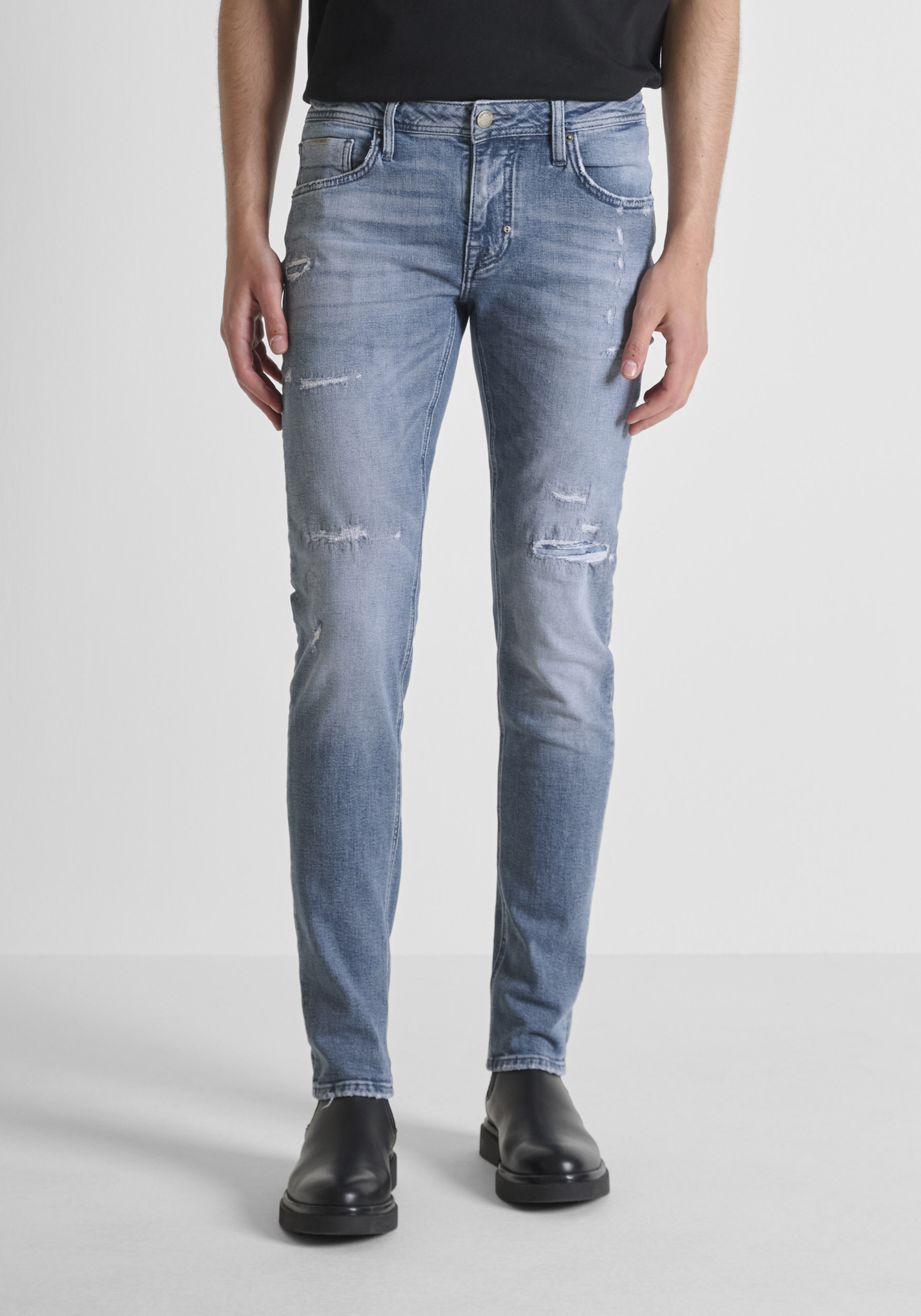 VAQUEROS TAPERED FIT 