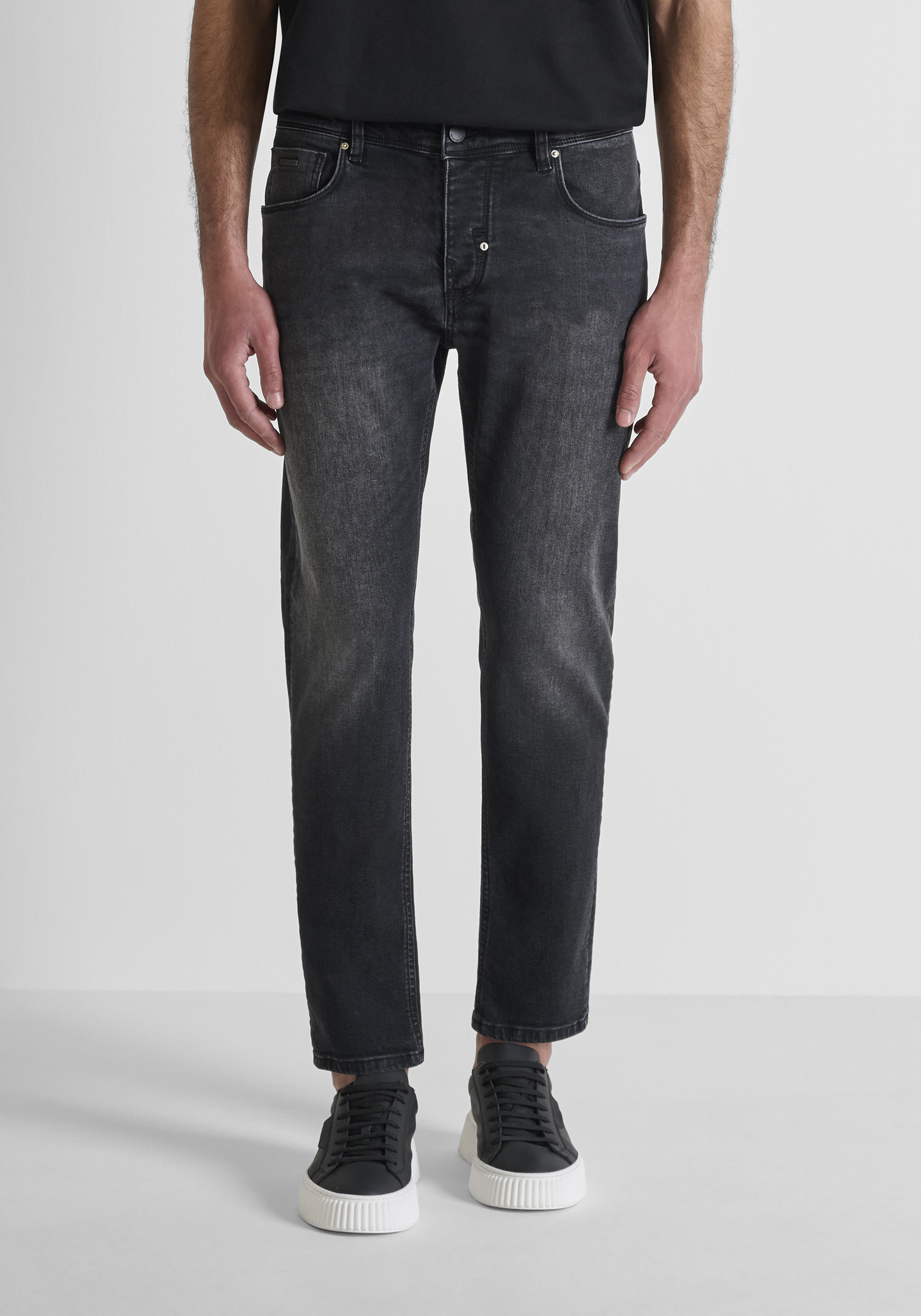 VAQUEROS TOBILLEROS SLIM FIT «ARGON» DE TEJIDO VAQUERO ICONIC BLACK