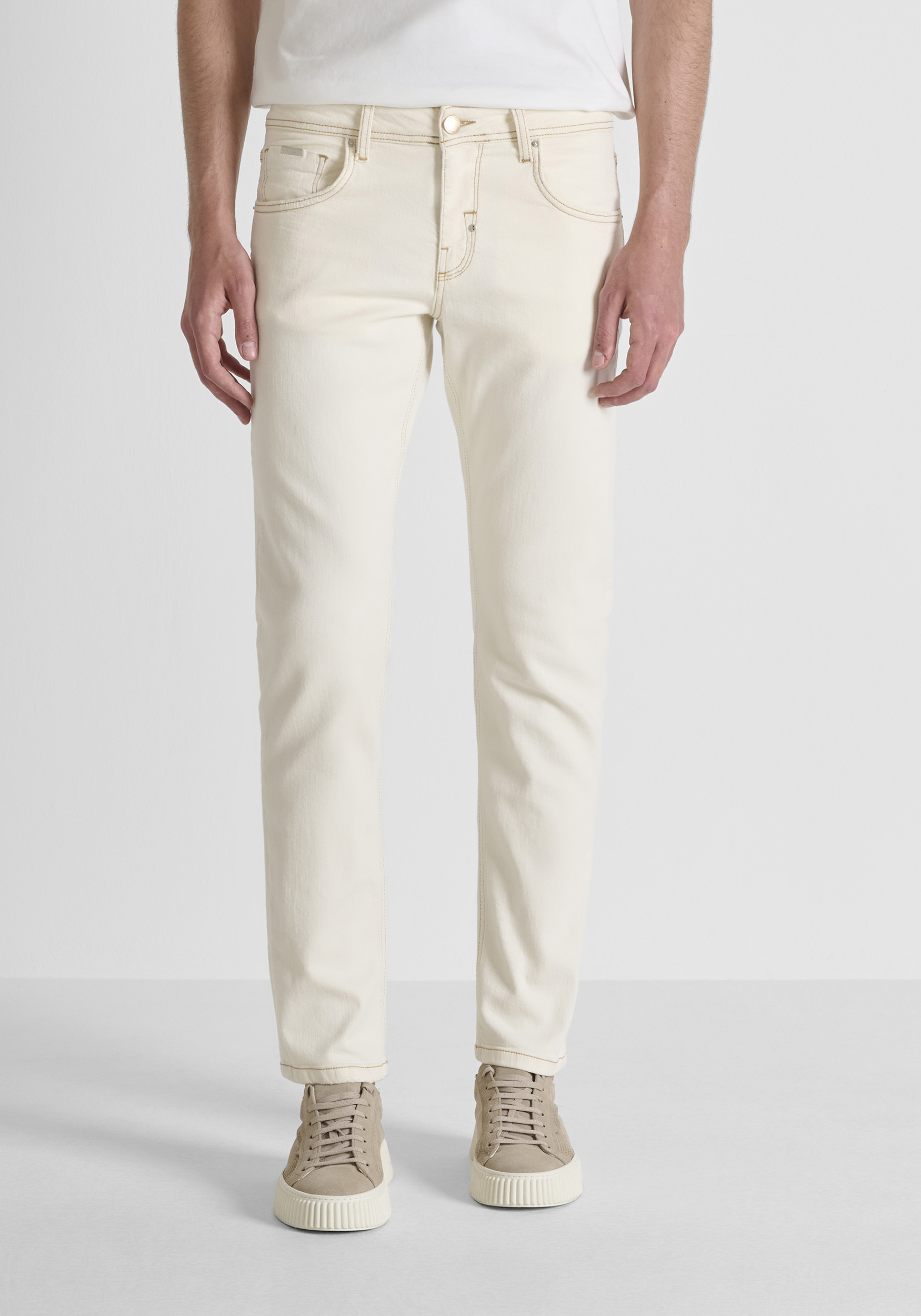 VAQUEROS COMFORT TAPERED FIT «KURT» DE TEJIDO VAQUERO AUTHENTIC NATURAL