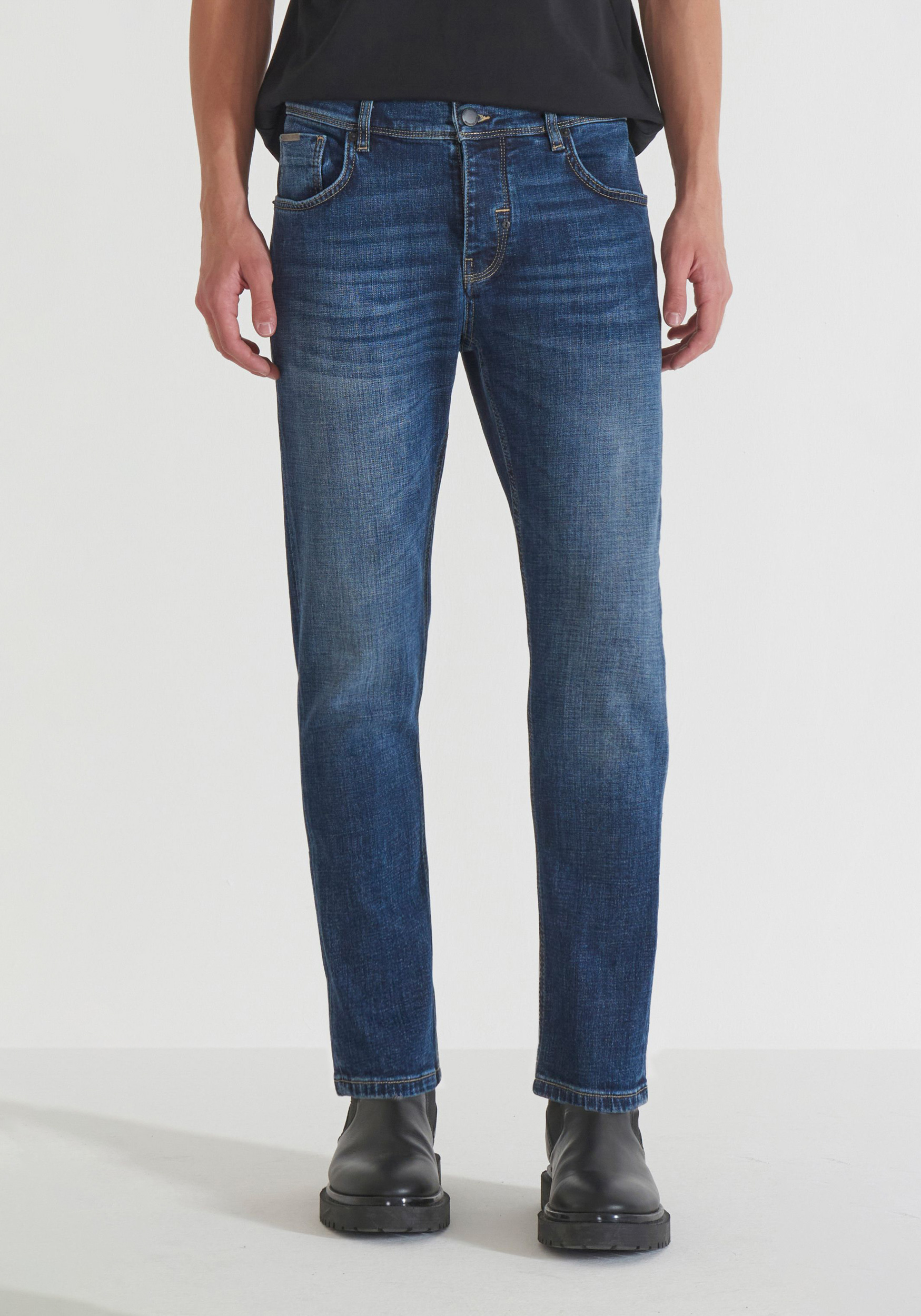 VAQUEROS «KURT» COMFORT TAPERED DE AUTHENTIC DENIM AZUL