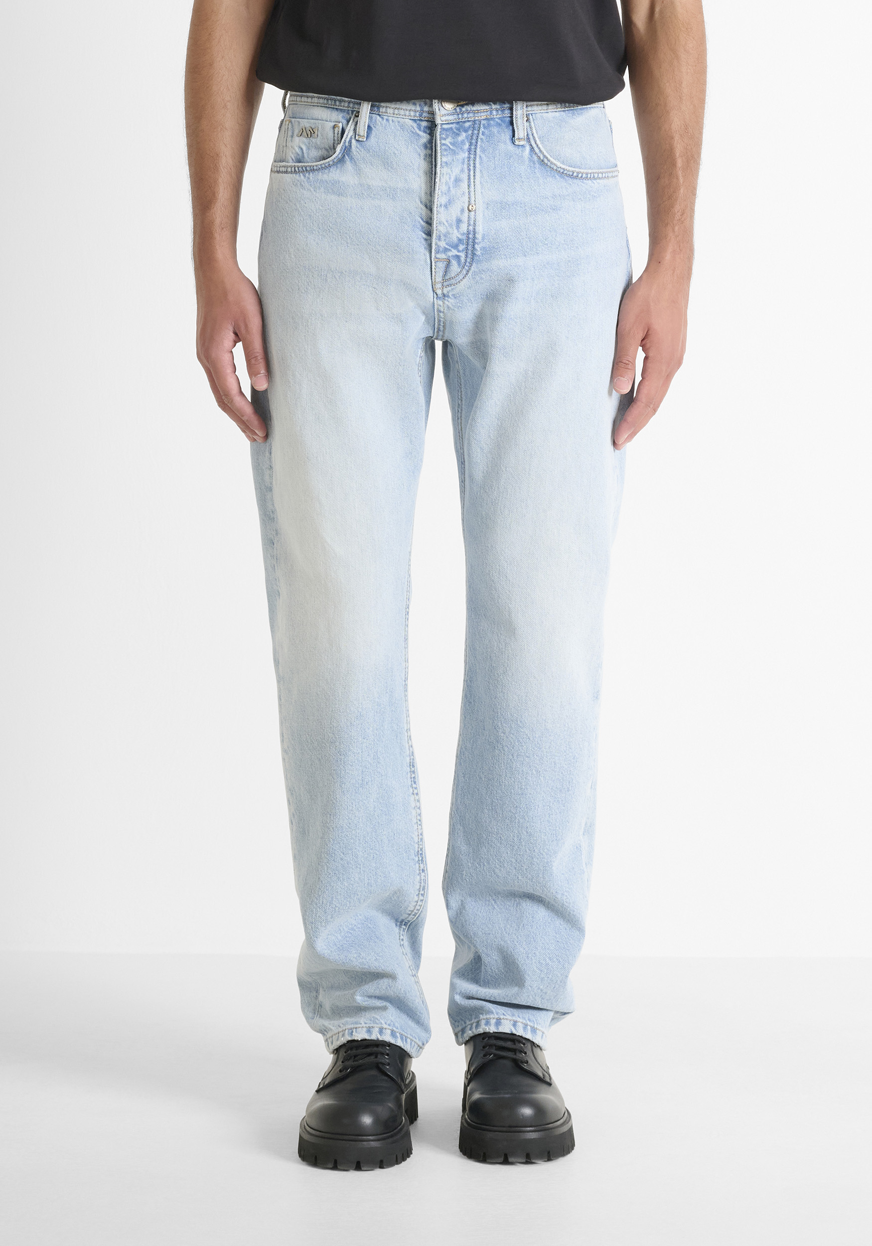 VAQUEROS FLARED STRAIGHT FIT 