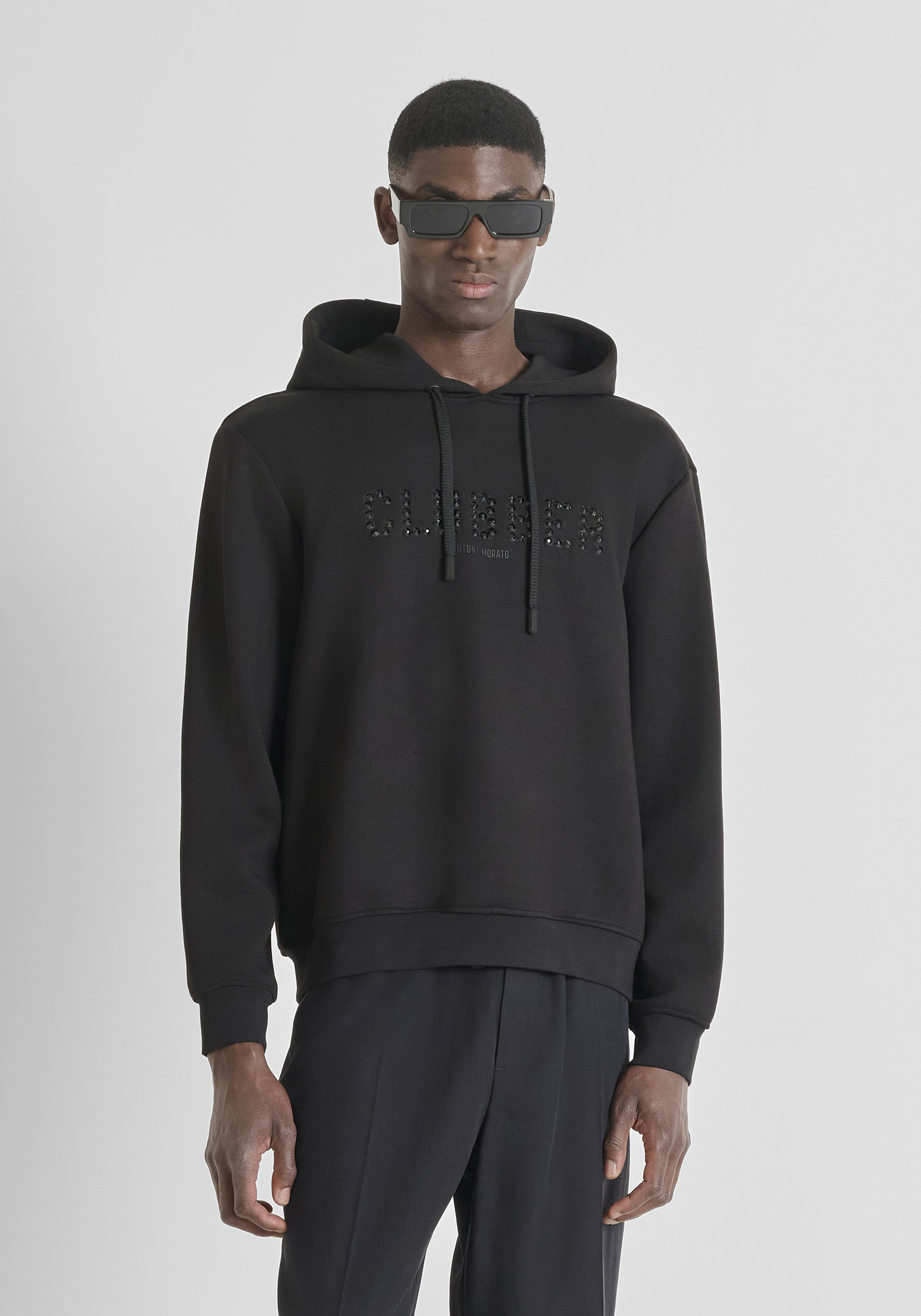 SUDADERA CON CAPUCHA RELAXED FIT EN VISCOSA ELÁSTICA CON ESTAMPADO CELEBRATE