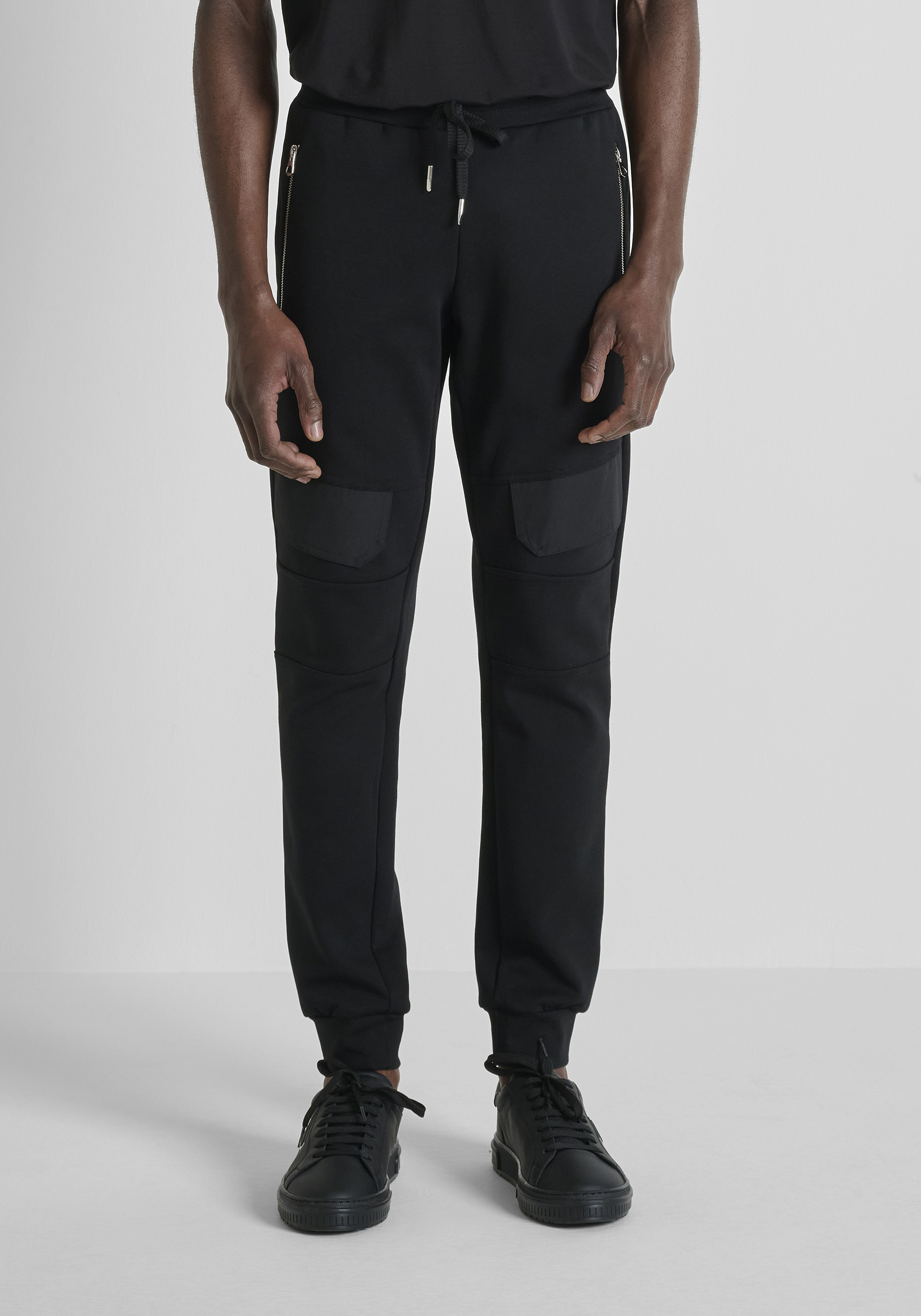 PANTALONES DE FELPA SLIM FIT DE MEZCLA DE ALGODÓN CON BOLSILLOS CON CREMALLERA