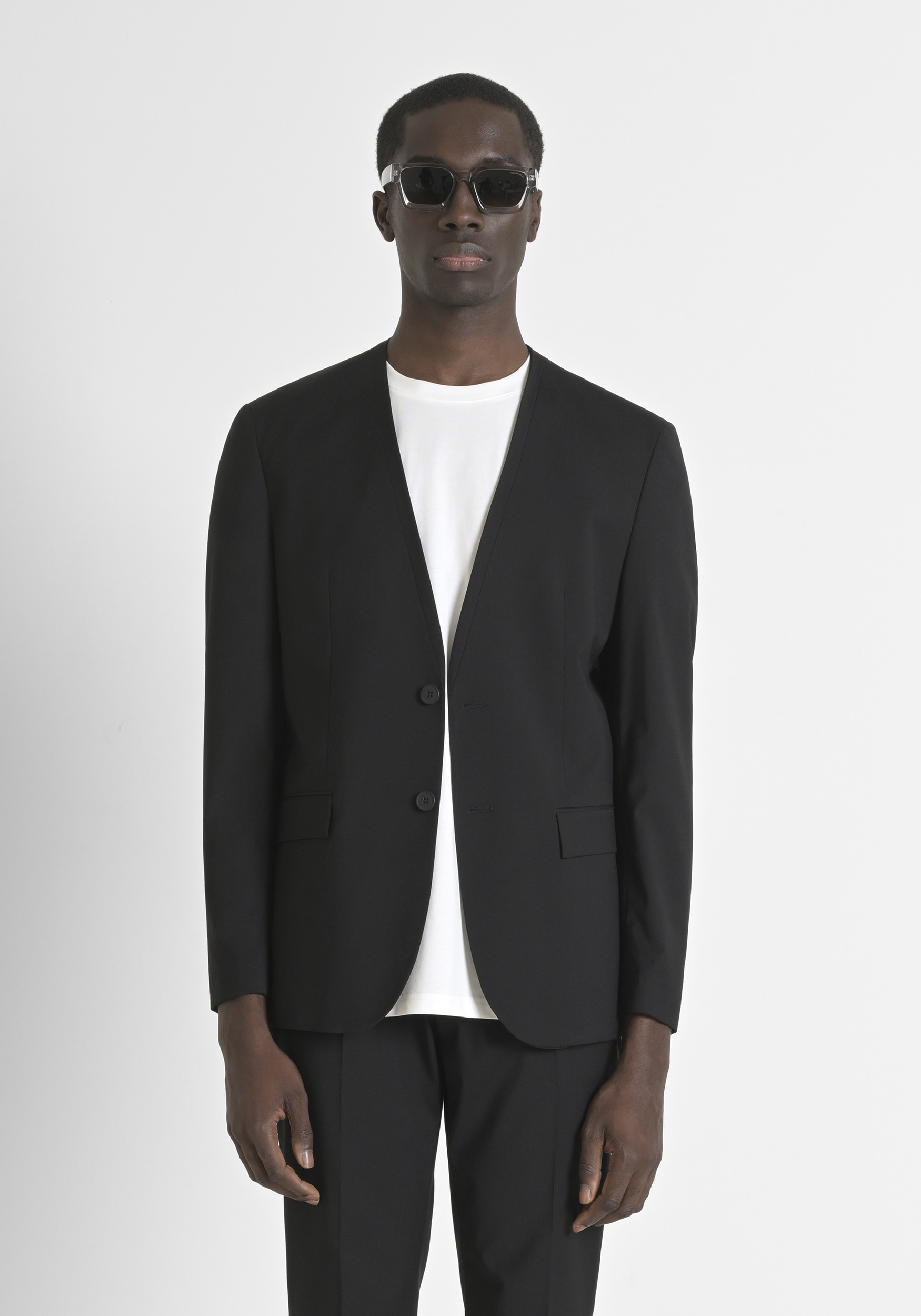 CHAQUETA REGULAR FIT «ROGER» DE TEJIDO MIXTO DE LYOCELL Y ALGODÓN