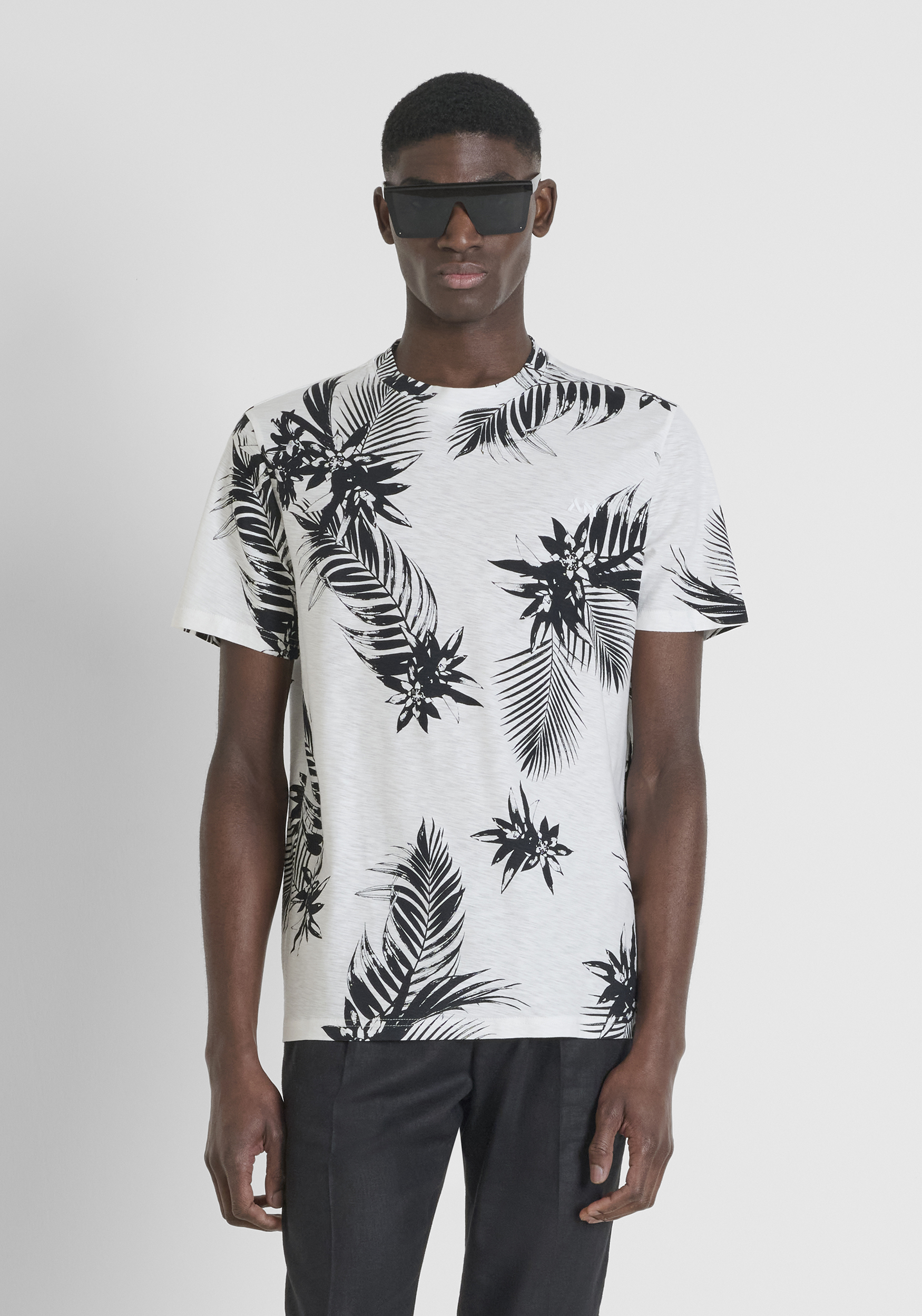 T-SHIRT REGULAR FIT IN SLUB COTTON WITH EMBROIDERED LOGO