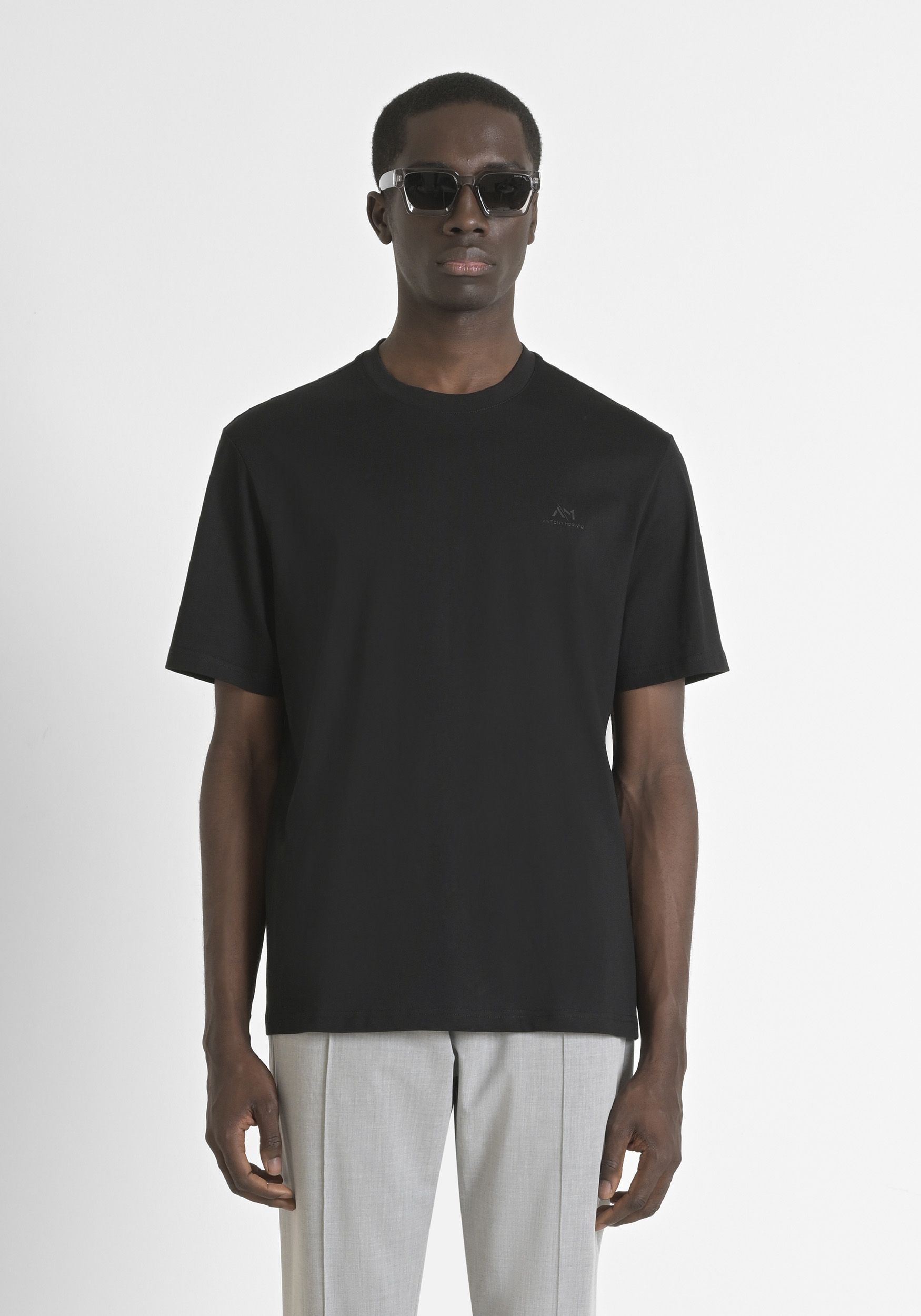 CAMISETA REGULAR FIT DE ALGODÓN CON ESTAMPADO NATURAL