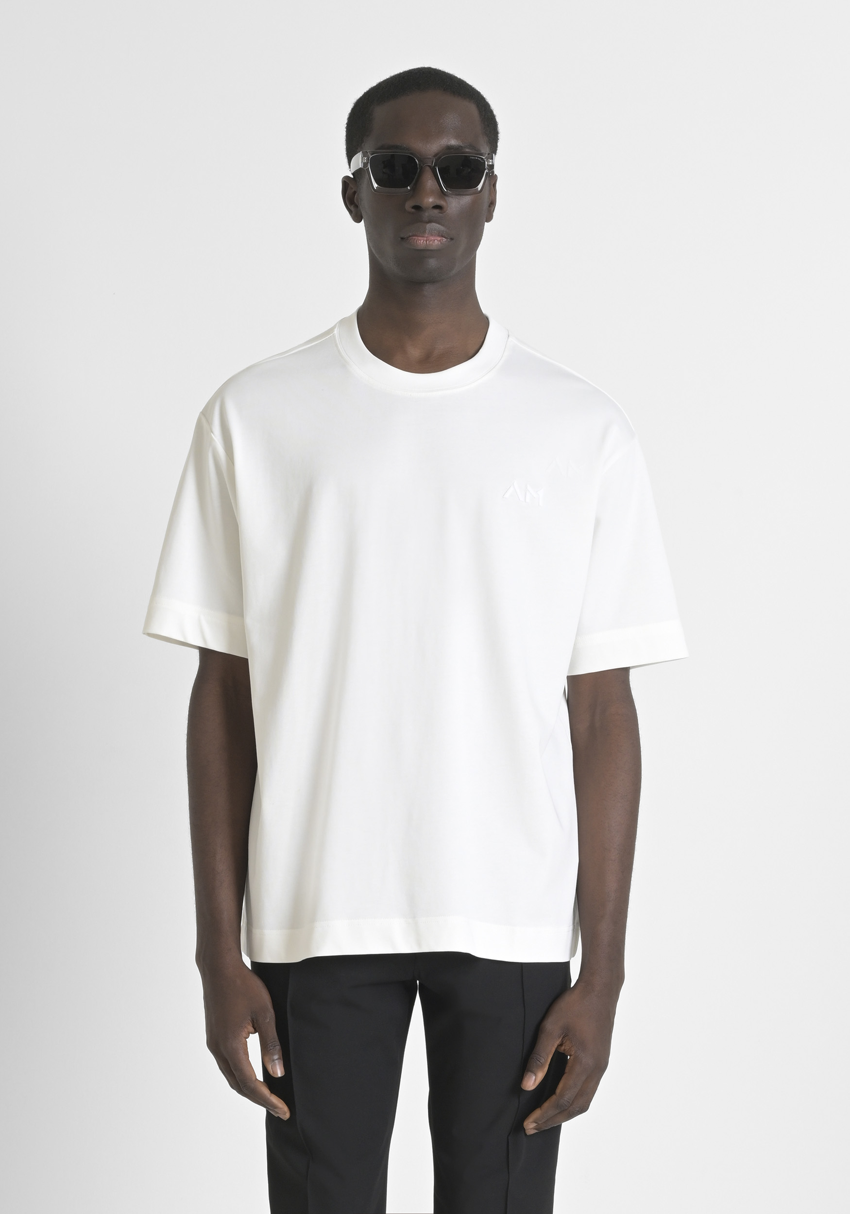 T-SHIRT BOXY FIT IN JERSEY COTTON WITH EMBROIDERED LOGO