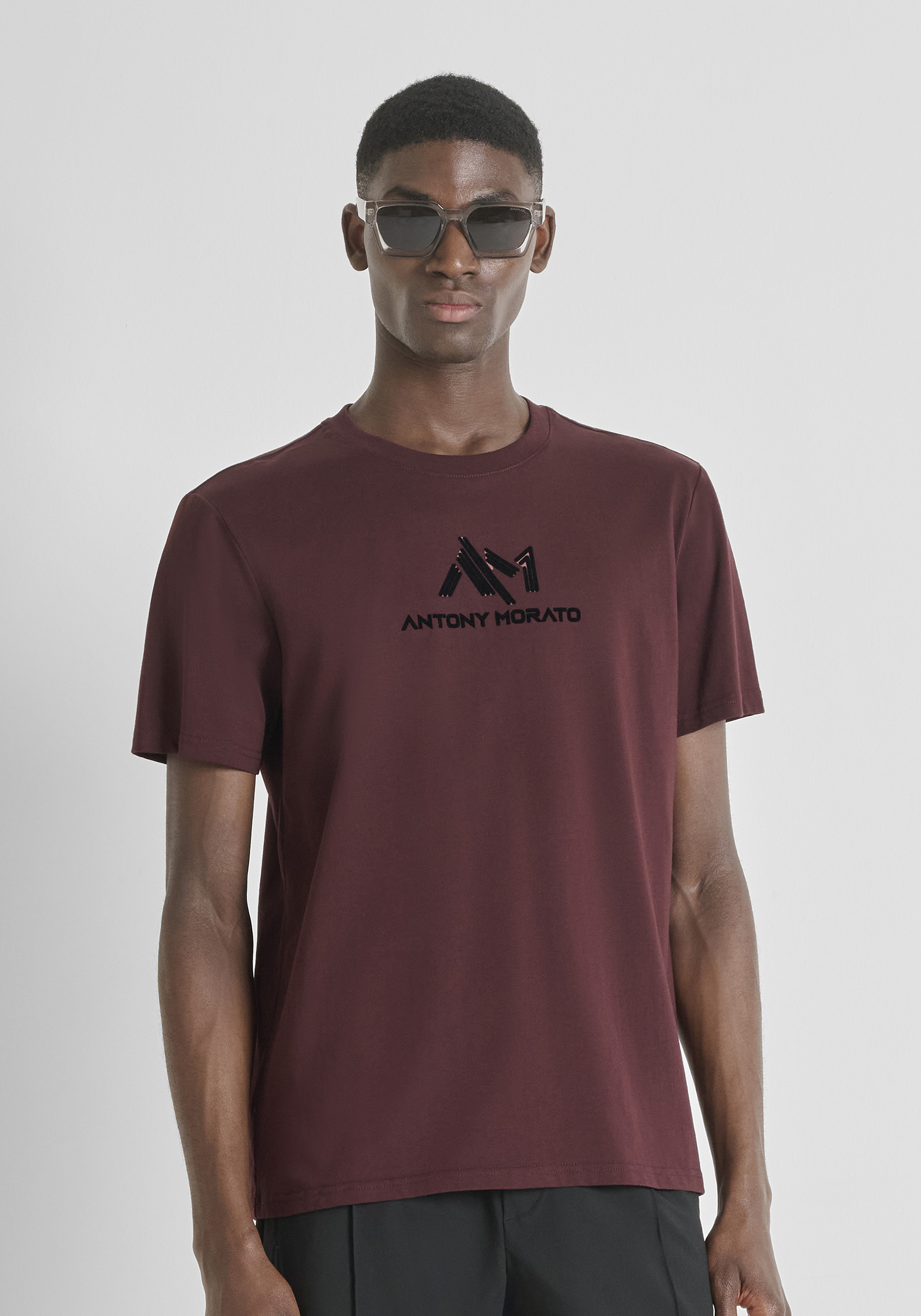 CAMISETA REGULAR FIT DE PUNTO DE ALGODÓN CON LOGOTIPO ESTAMPADO