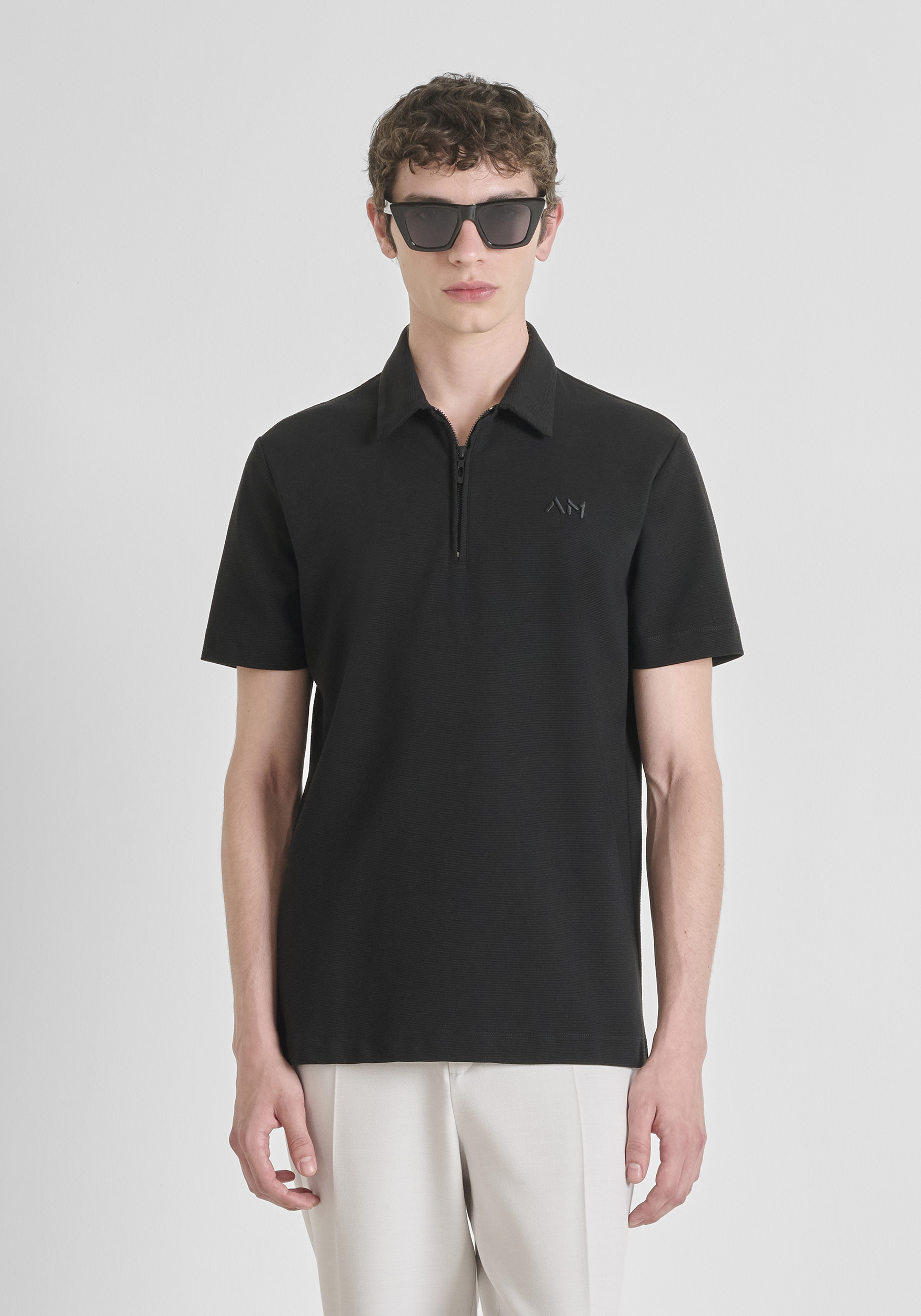 POLO REGULAR FIT DE PUNTO DE ALGODÓN DOBBY CON LOGOTIPO BORDADO