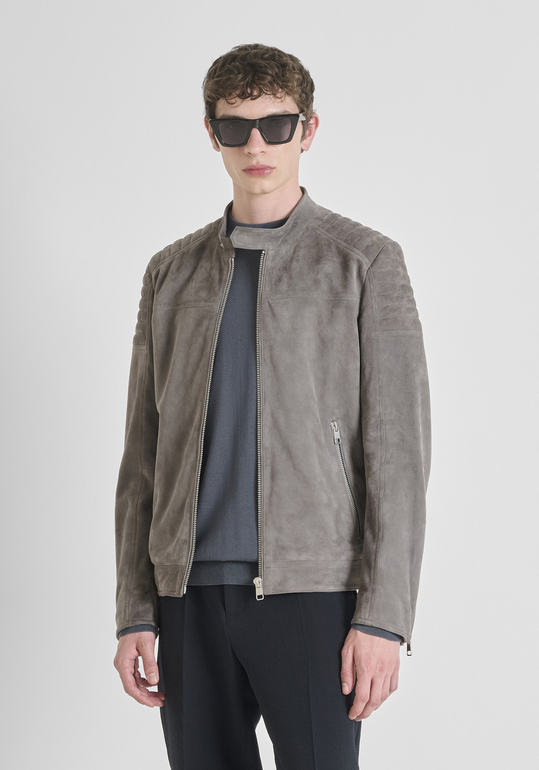 CHAQUETA SLIM FIT EN ANTE AUTÉNTICO