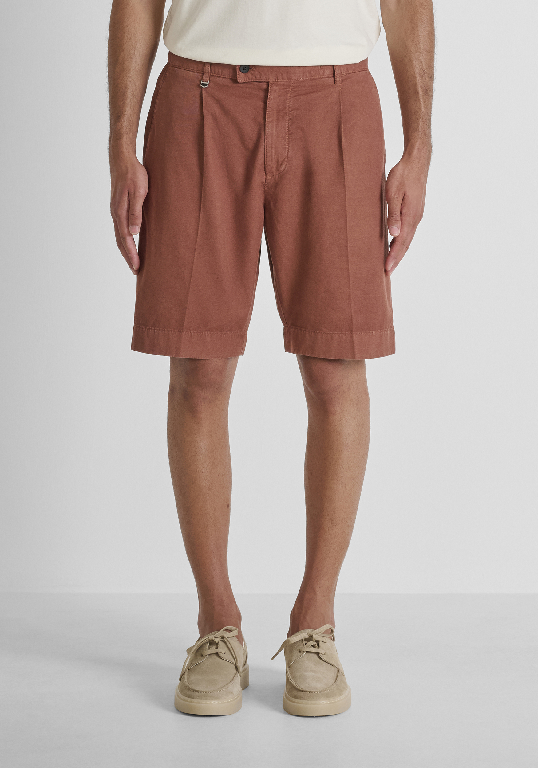 PANTALONES CORTOS REGULAR FIT «JONAH» DE MEZCLA DE LINO Y ALGODÓN