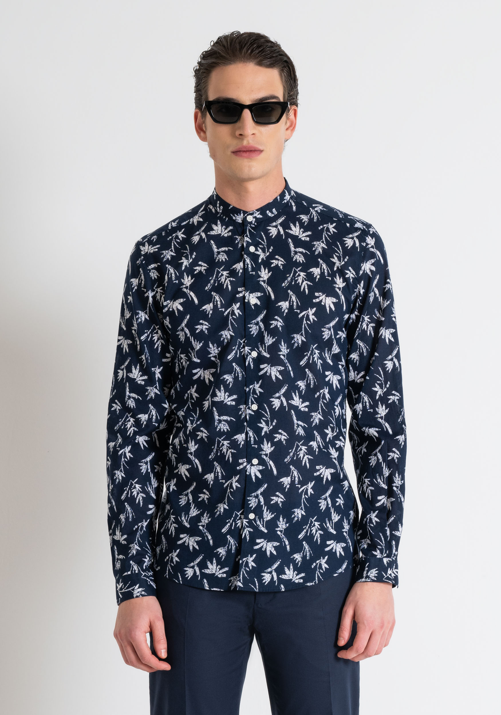 CAMISA SEOUL DE AJUSTE SLIM EN ALGODÓN ESTAMPADO CON MANO SUAVE