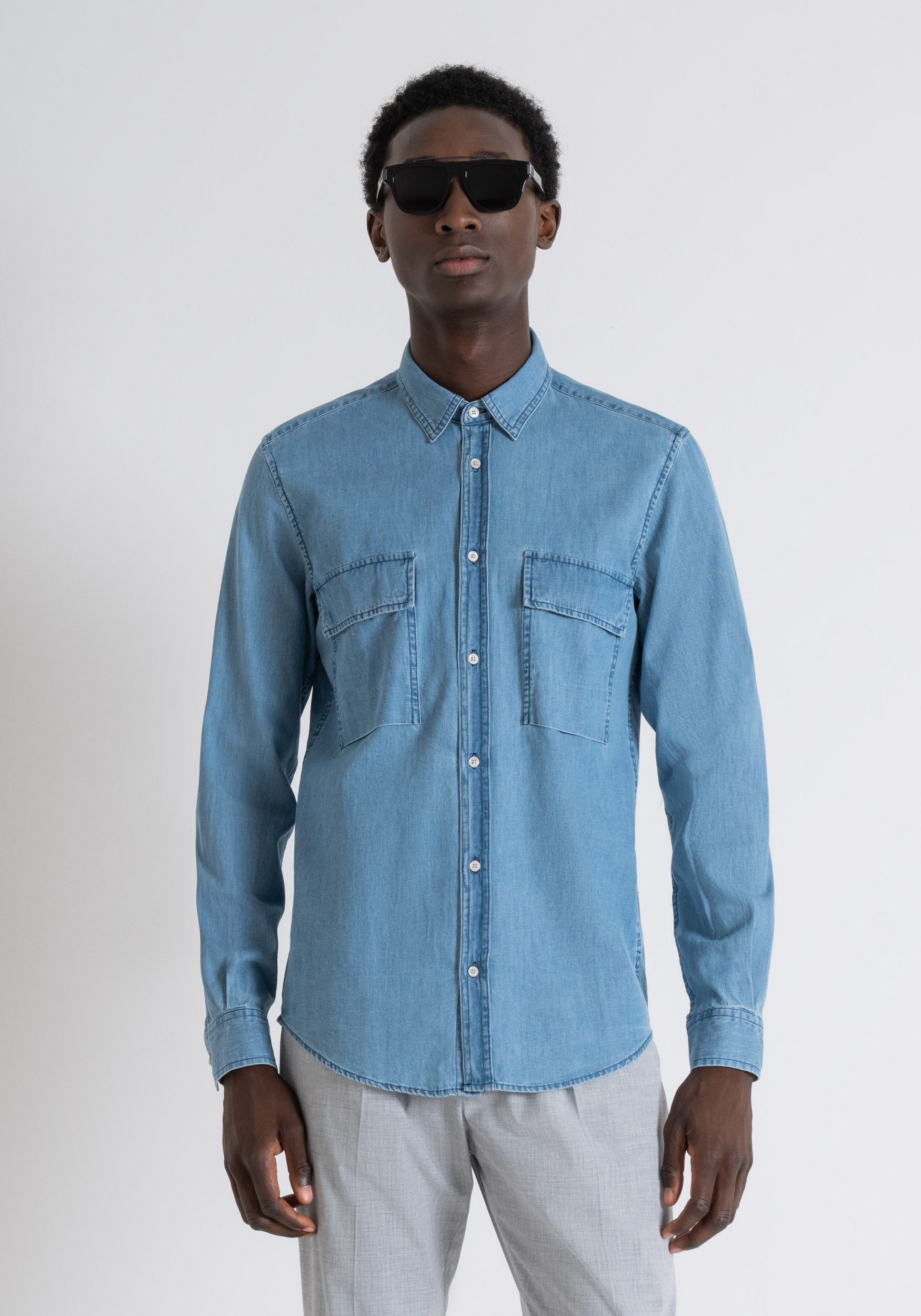 CAMISA ISTANBUL REGULAR FIT EN ALGODÓN DENIM LAVADO