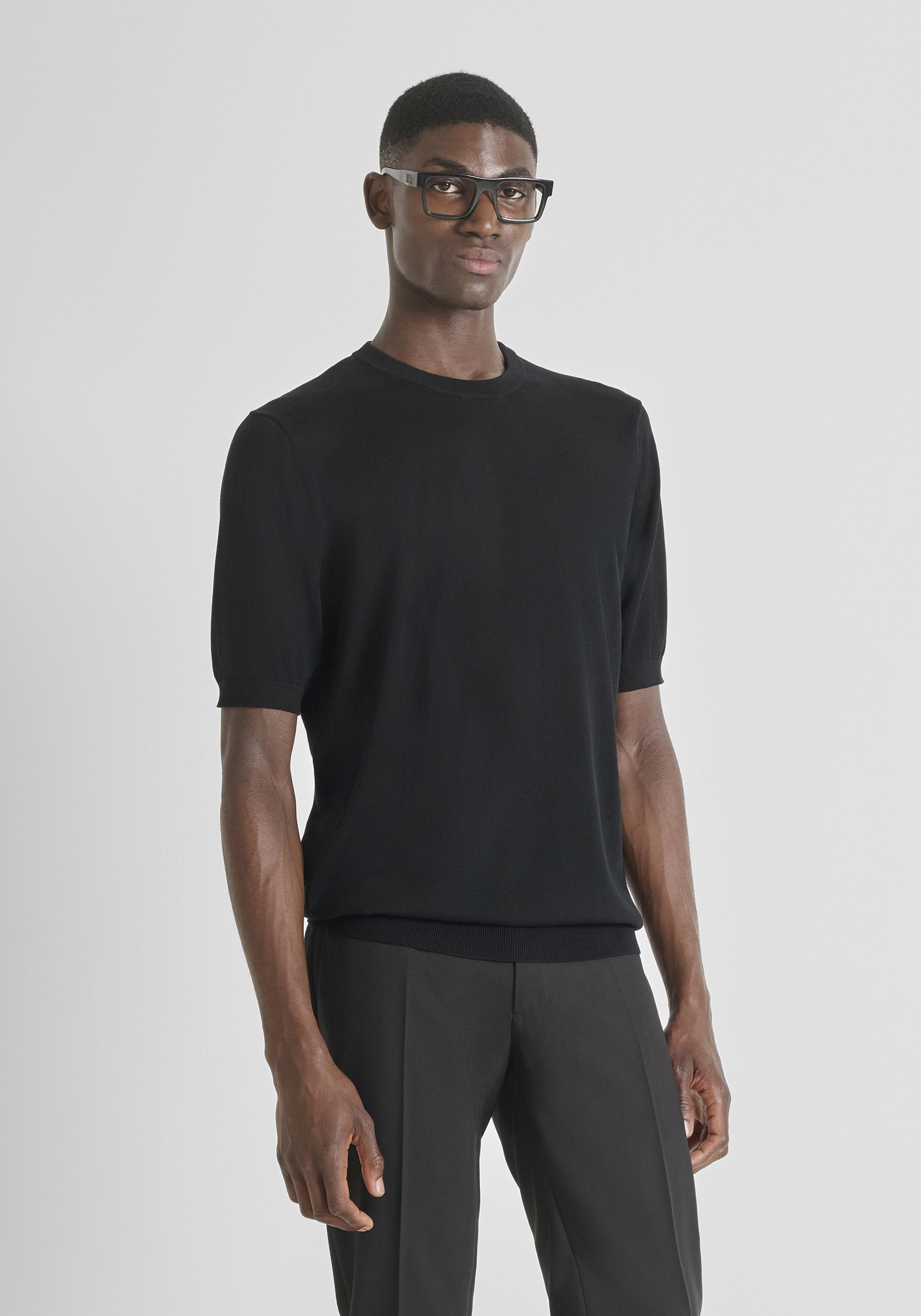 SUÉTER DE MANGA CORTA REGULAR FIT EN MEZCLA DE LANA