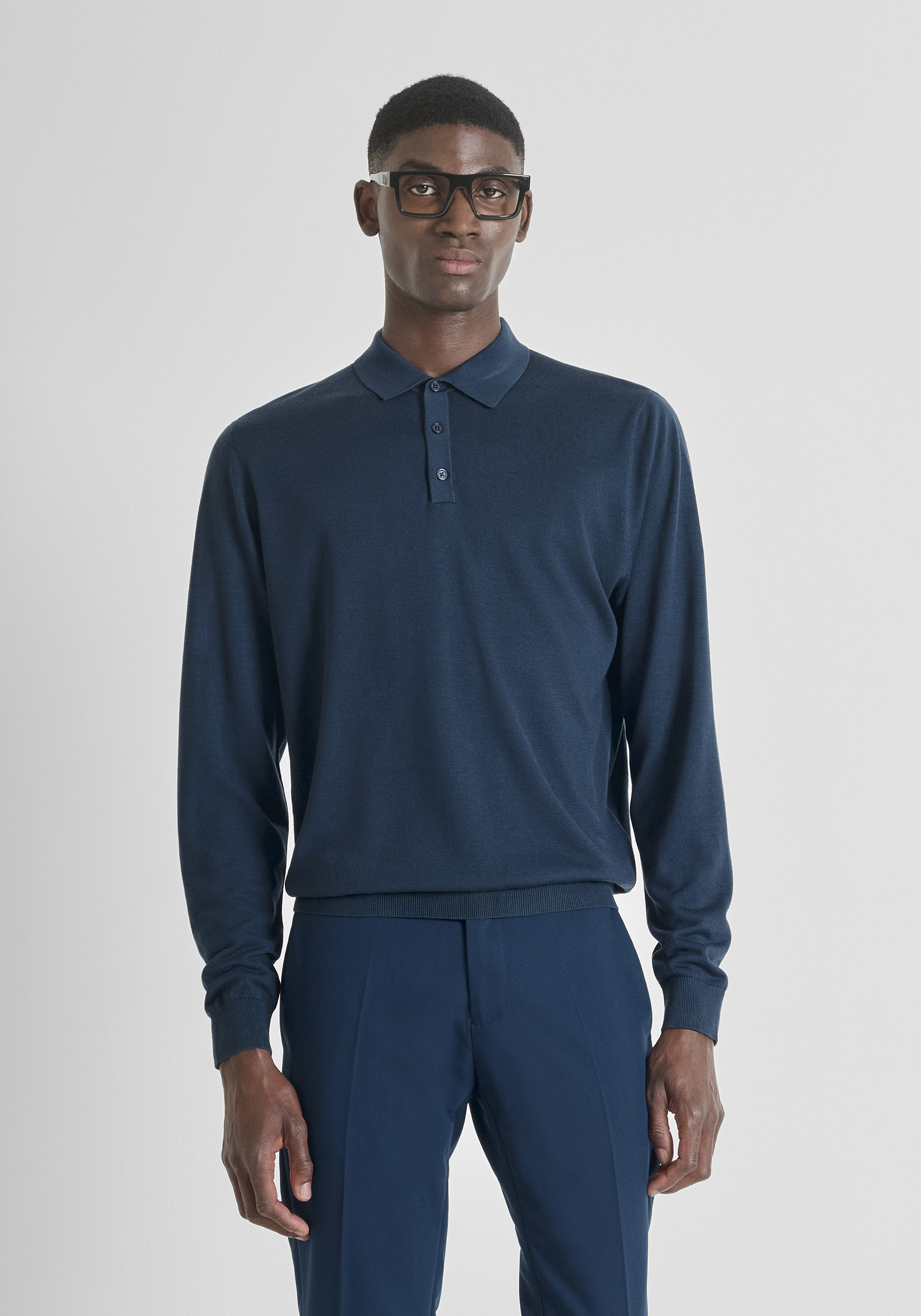 SUÉTER REGULAR FIT EN MEZCLA DE LANA EXTRASUAVE