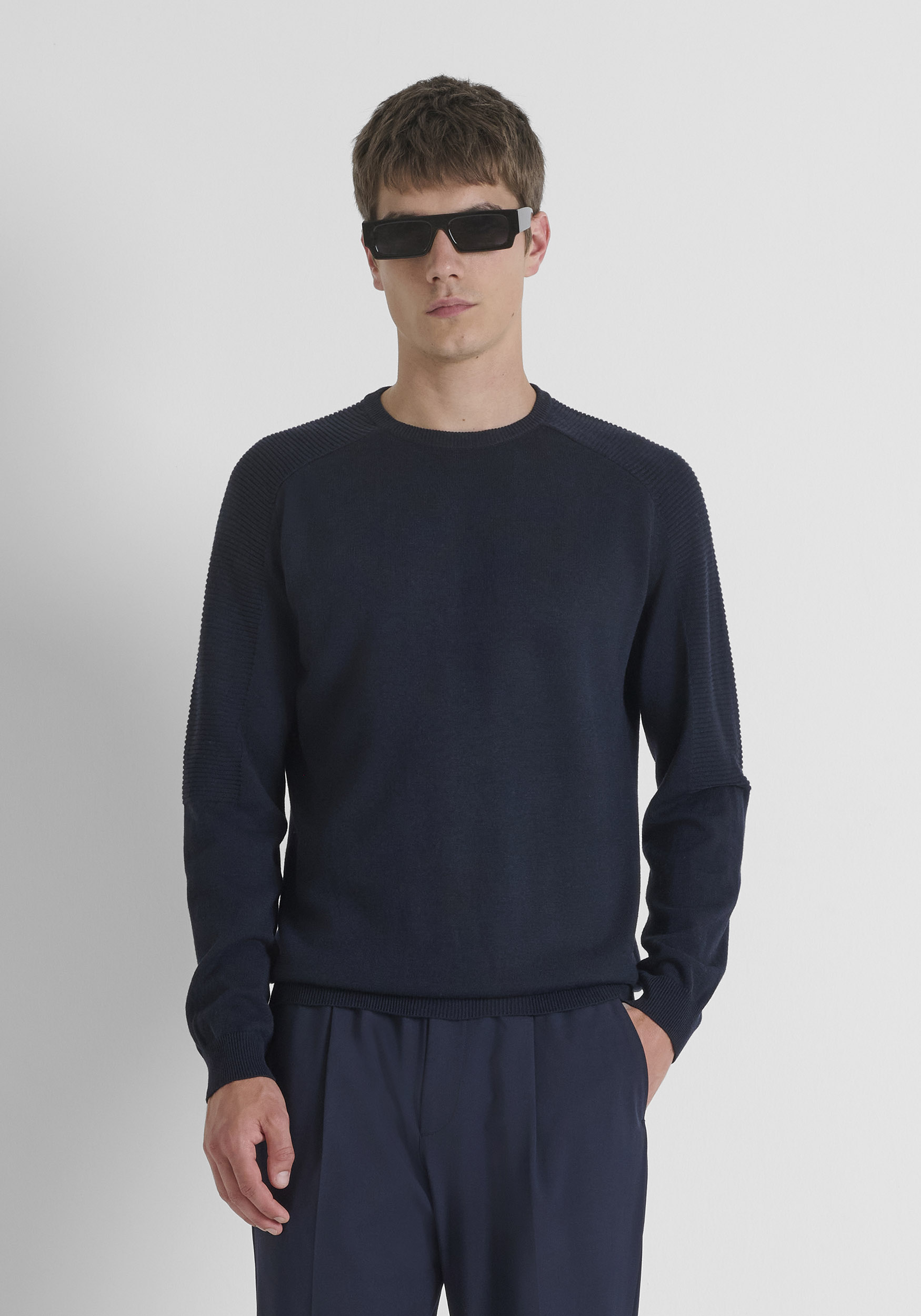 JERSEY REGULAR FIT EN MEZCLA DE LANA MERINA