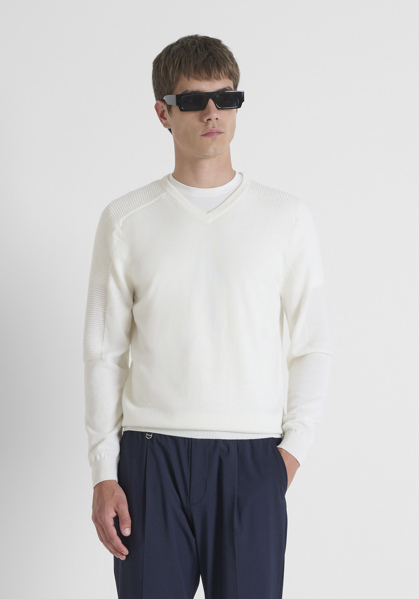 JERSEY REGULAR FIT EN MEZCLA DE LANA MERINA