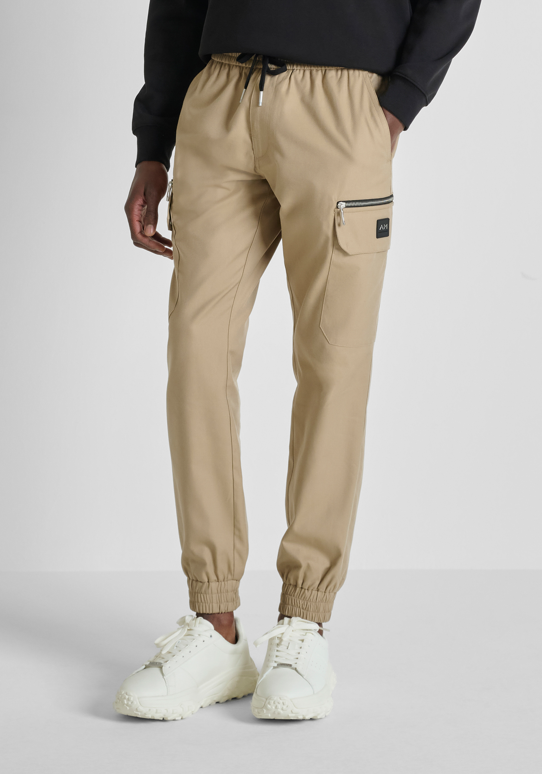 PANTALONES REGULAR FIT «TONY» DE MEZCLA DE ALGODÓN Y VISCOSA EARLY COLLECTION