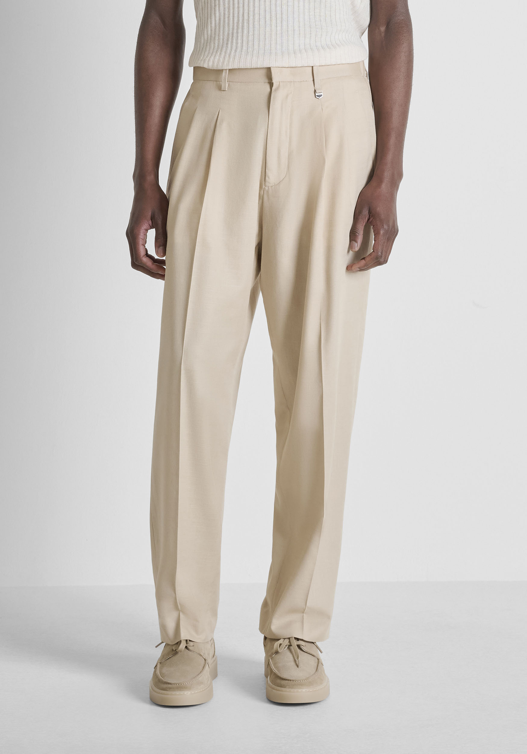 PANTALONES WIDE LEG FIT «LEON» DE MEZCLA DE SARGA DE ALGODÓN