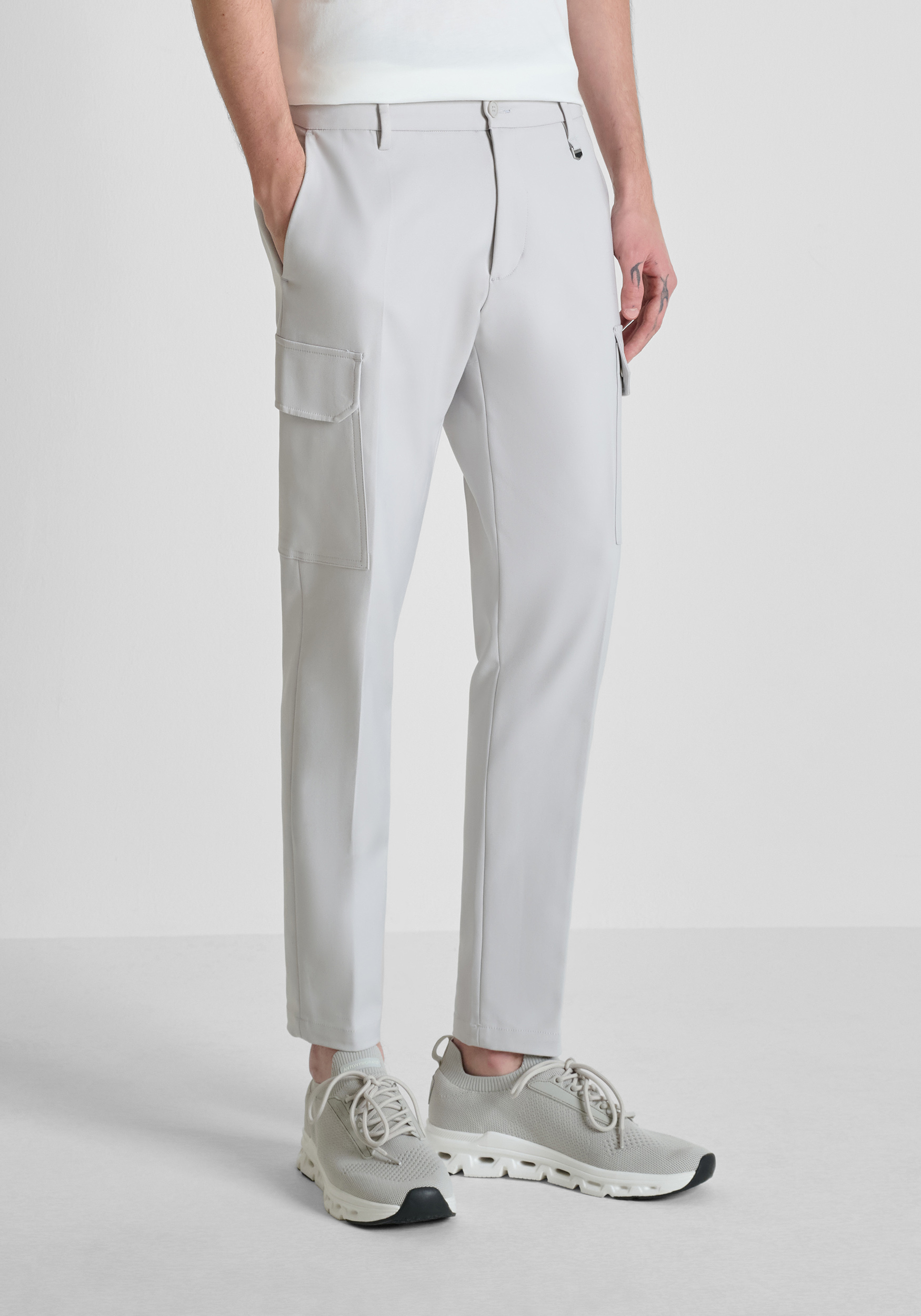 PANTALONES SKINNY FIT «BJORN» DE TEJIDO DE MEZCLA DE ALGODÓN ELÁSTICO