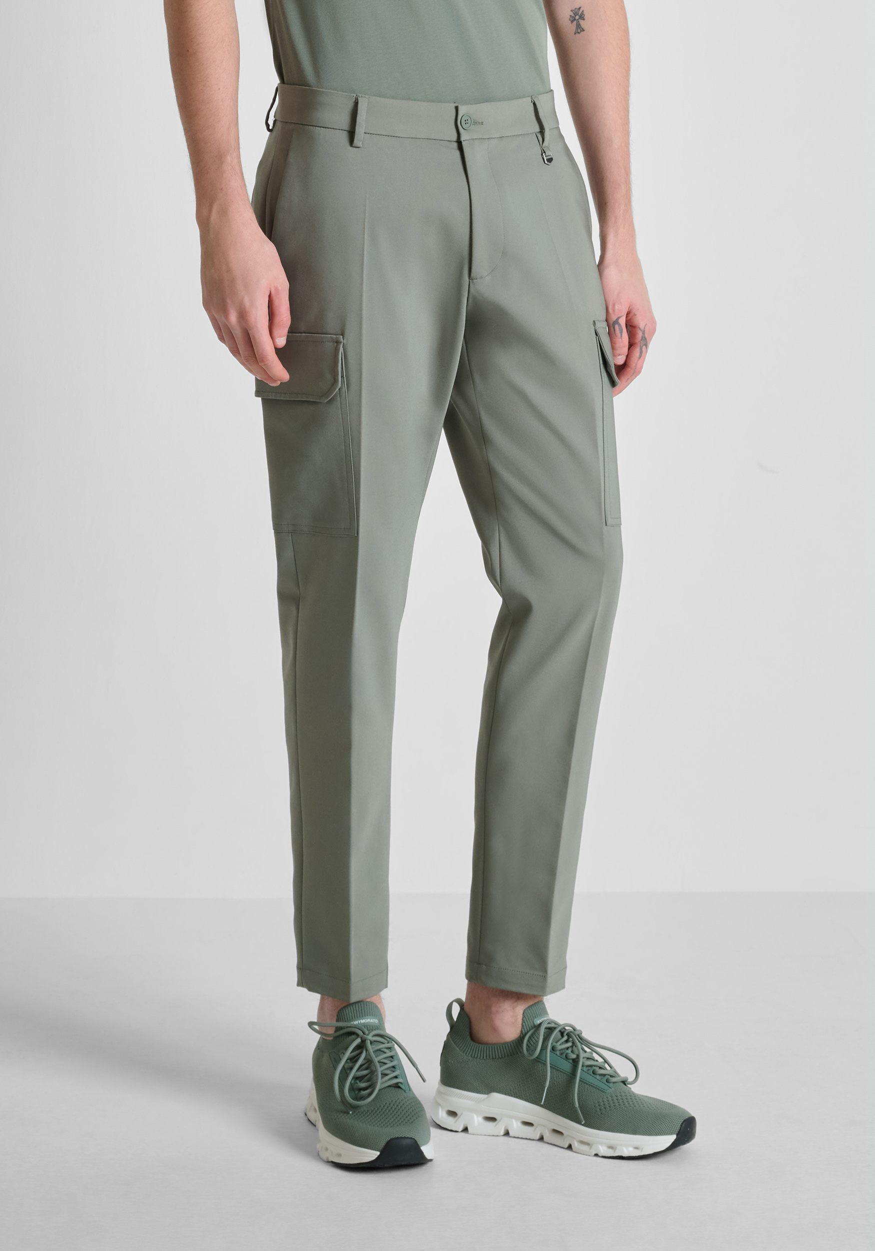 PANTALONES SKINNY FIT «BJORN» DE TEJIDO DE MEZCLA DE ALGODÓN ELÁSTICO