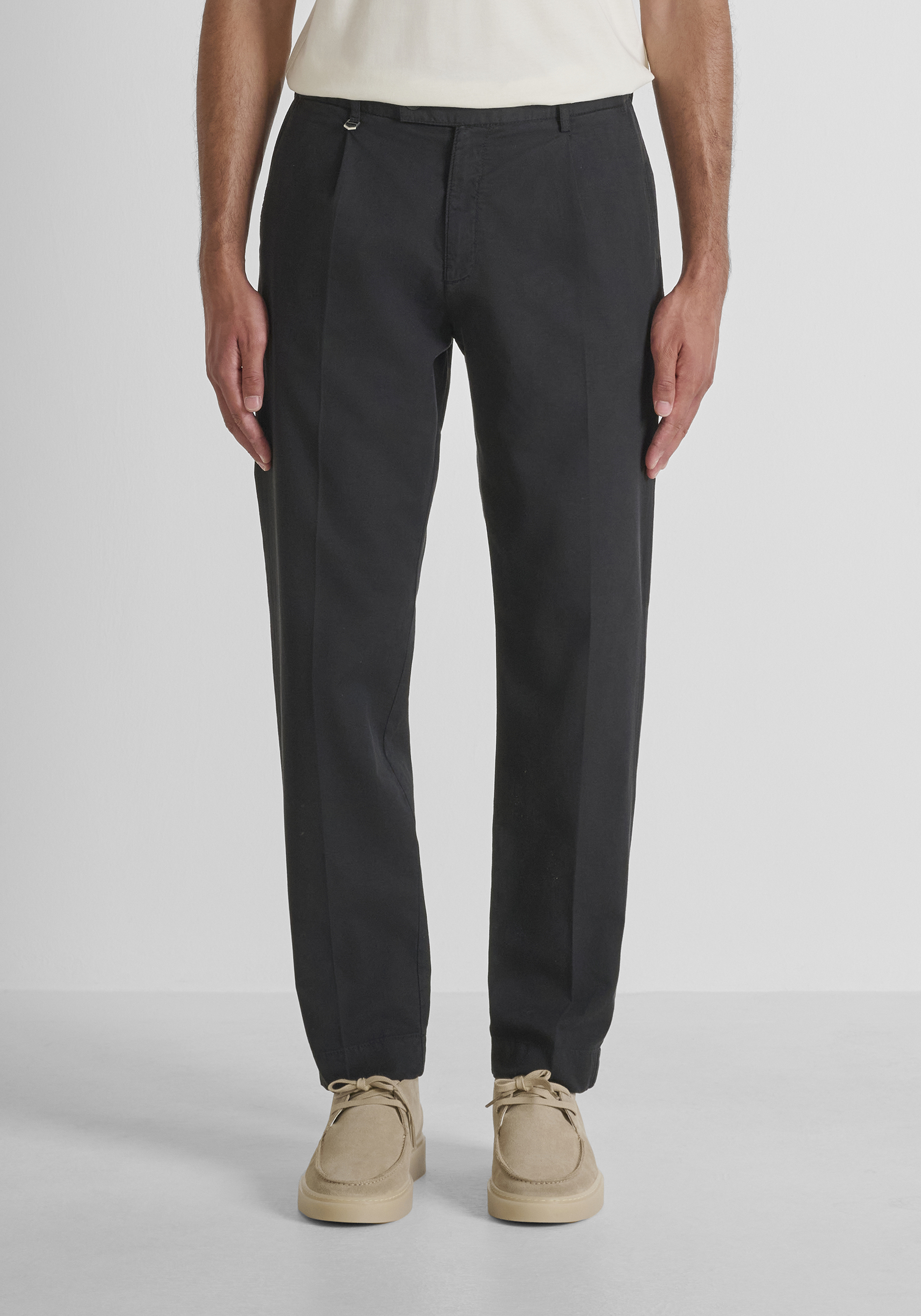 PANTALONES REGULAR FIT «JONAH» DE MEZCLA DE LINO Y ALGODÓN