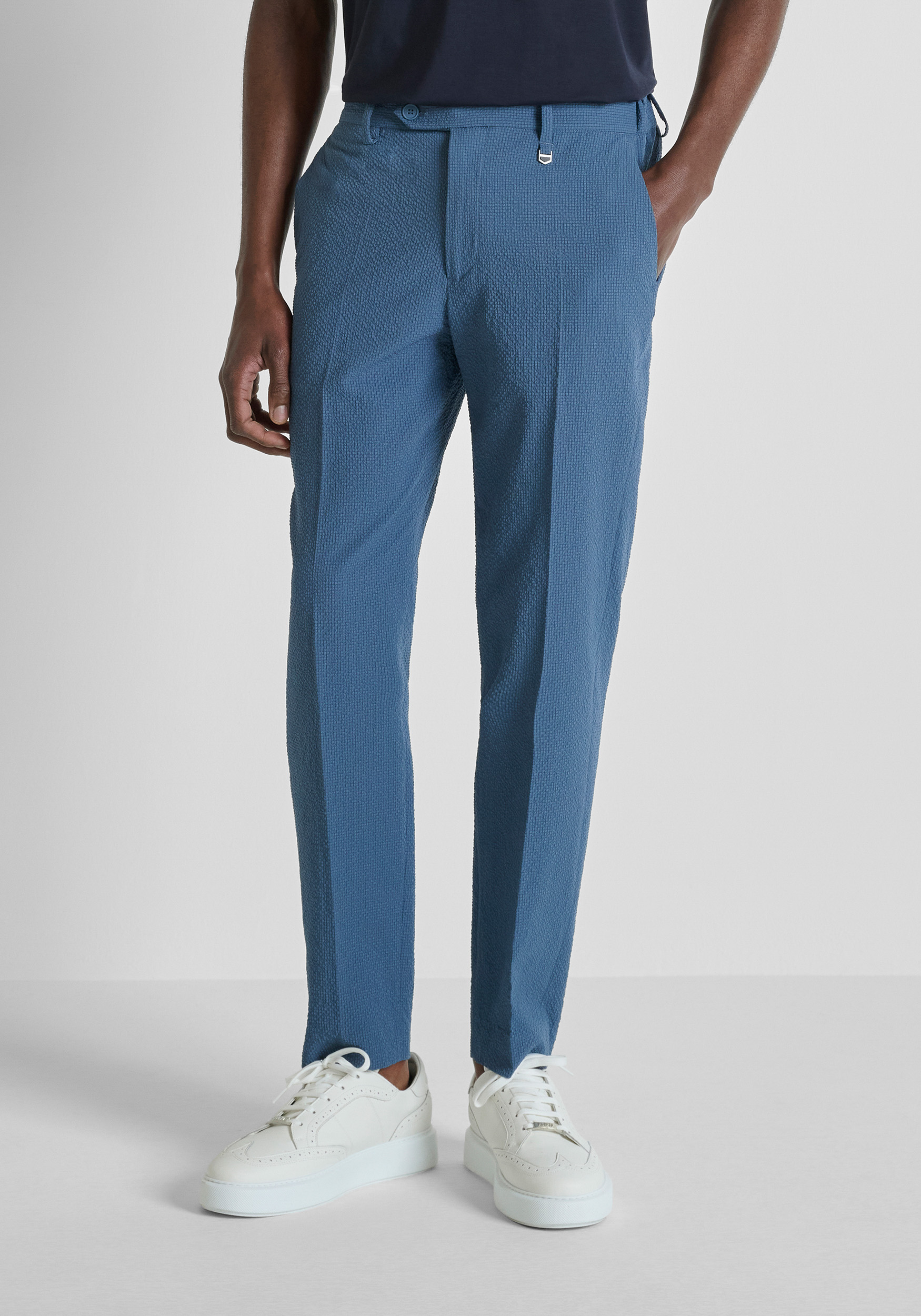 PANTALONES SLIM FIT «RAD» DE TEJIDO TÉCNICO