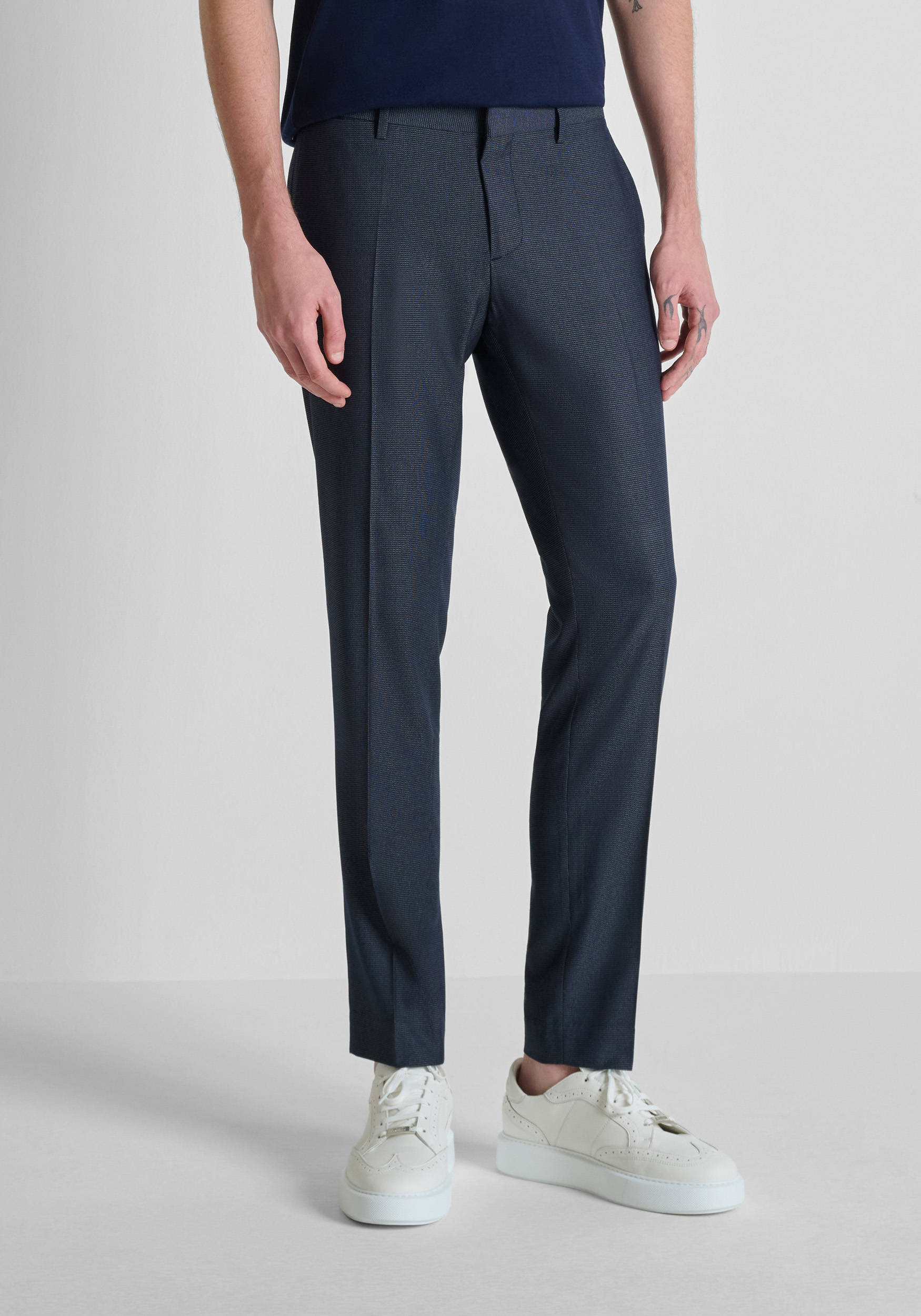 PANTALONES SLIM FIT «BONNIE» DE MEZCLA DE VISCOSA ELÁSTICA CON MICROPATRÓN