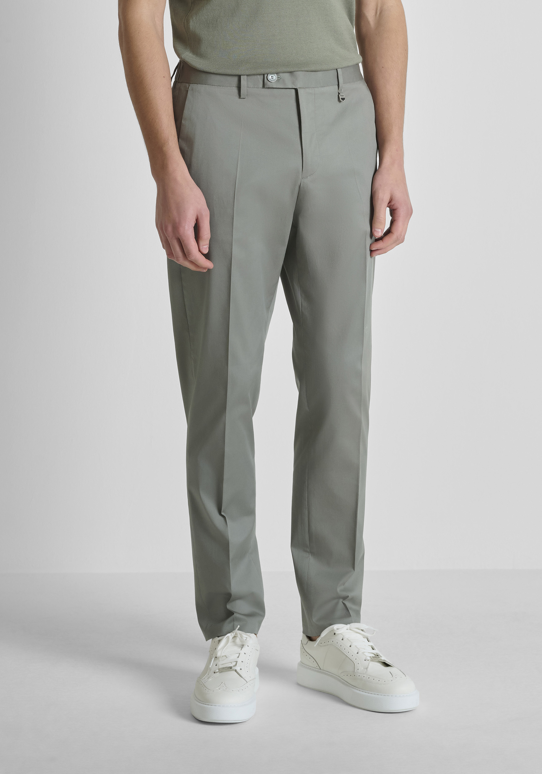 PANTALONES REGULAR FIT «JULIAN» DE SARGA DE ALGODÓN Y LYOCELL