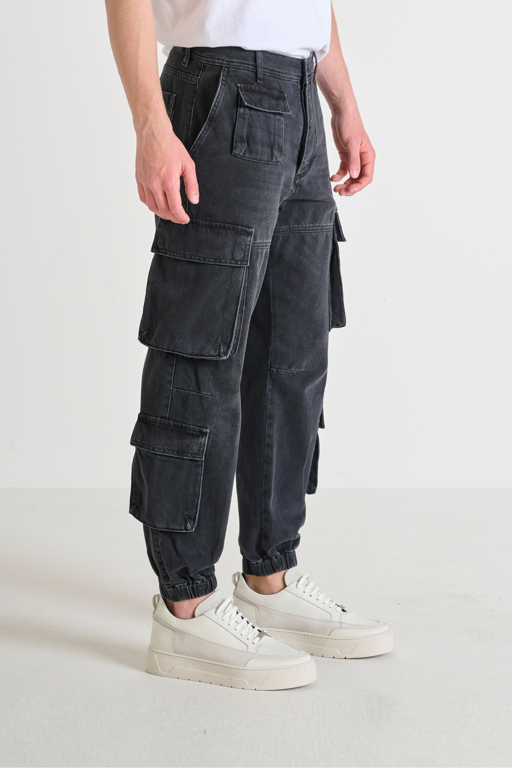 JEANS REGULAR FIT "JAY" IN DENIM SCURO STILE CARGO