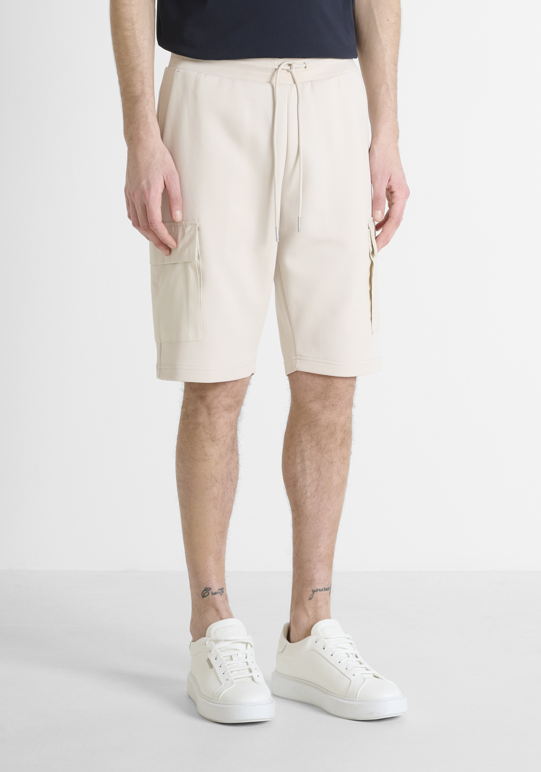 SHORTS IN FELPA REGULAR FIT IN MISTO COTONE CON LOGO RICAMATO