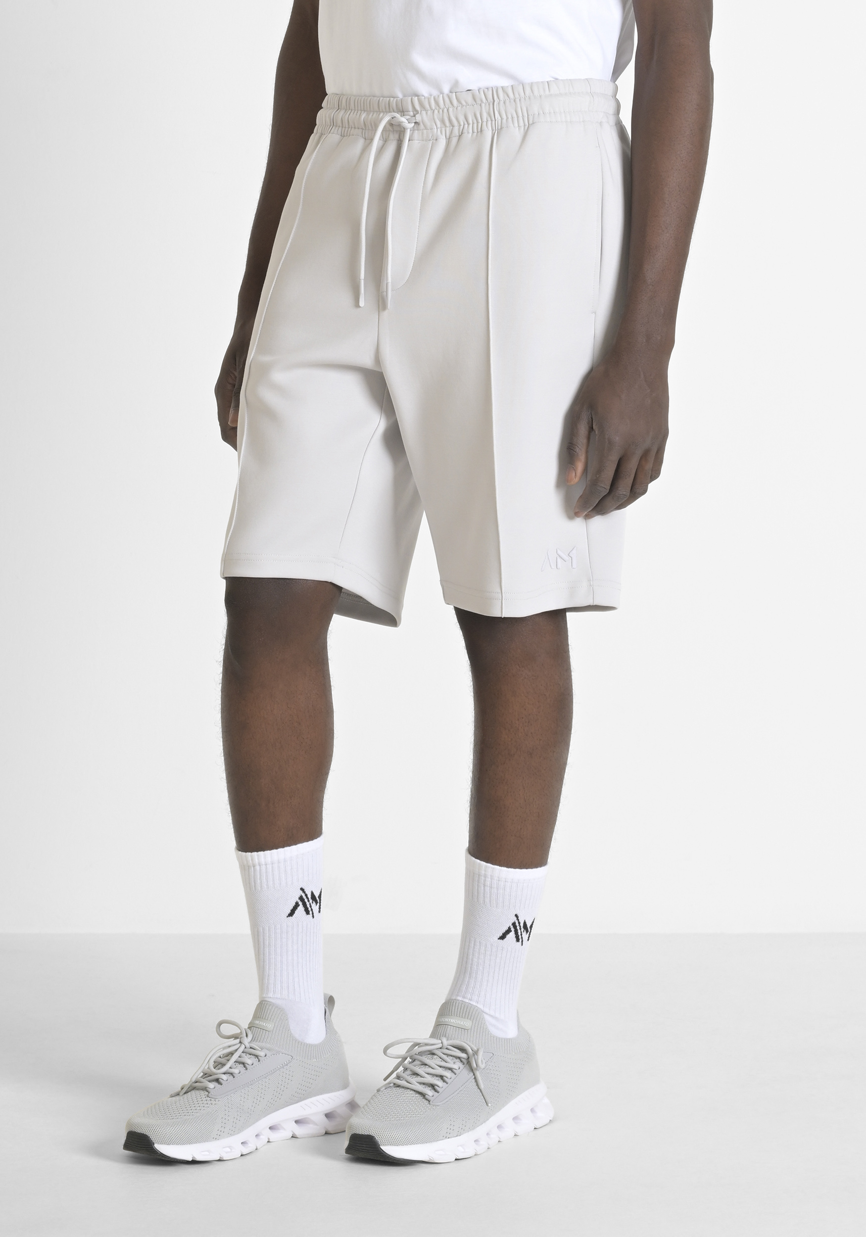 PANTALONCINI IN FELPA CARROT FIT IN MISTO COTONE CON LOGO RICAMATO