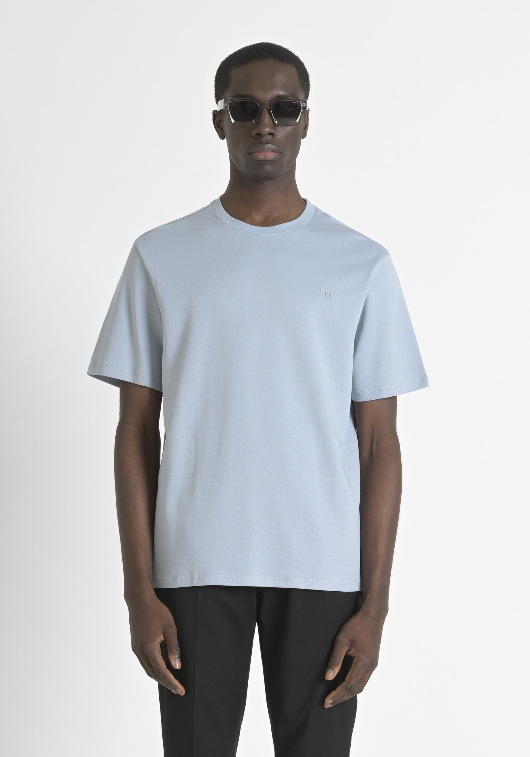 T-SHIRT RELAXED FIT IN JERSEY DI COTONE CON LOGO RICAMATO