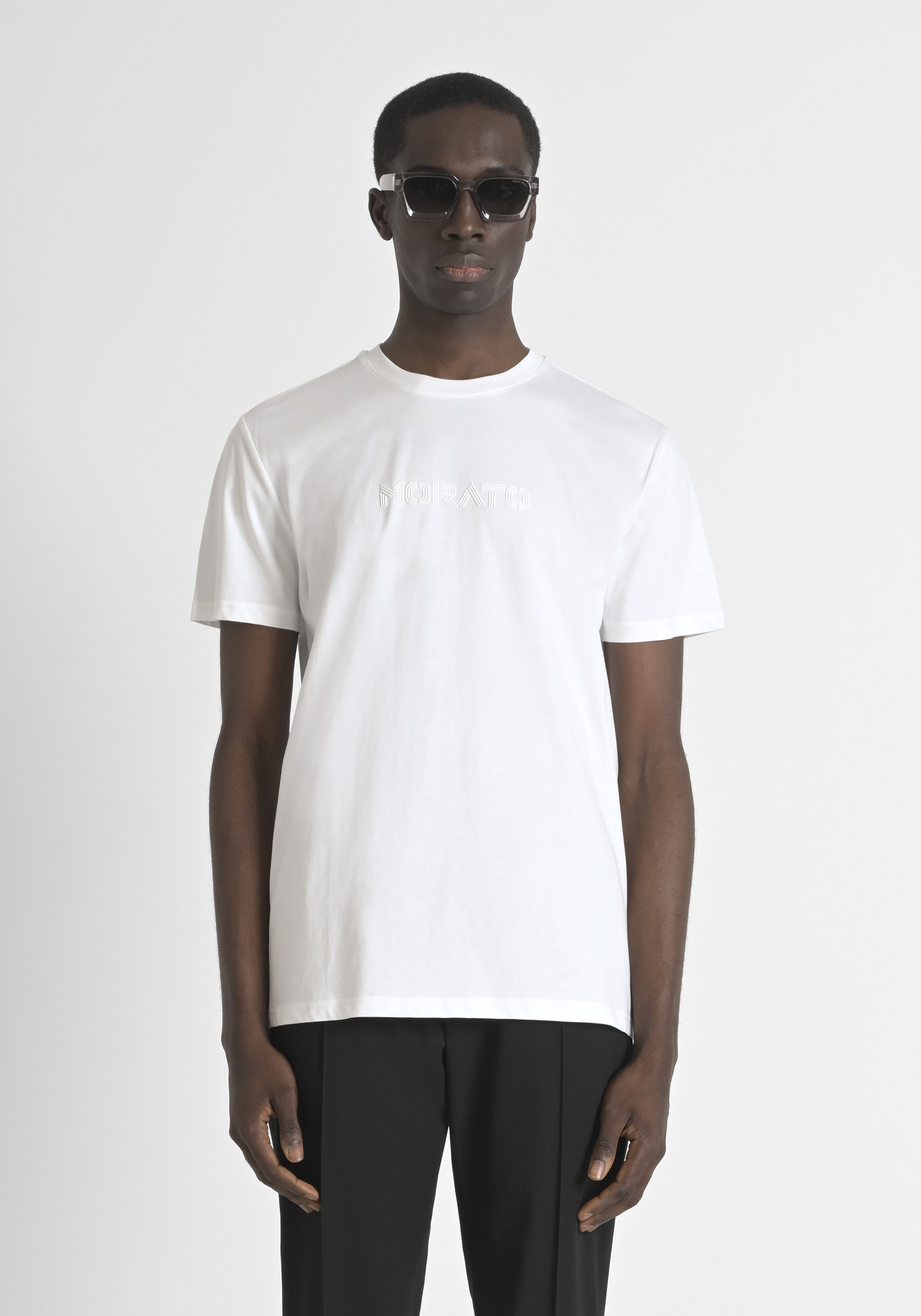 T-SHIRT REGULAR FIT IN JERSEY DI COTONE E LOGO STAMPATO