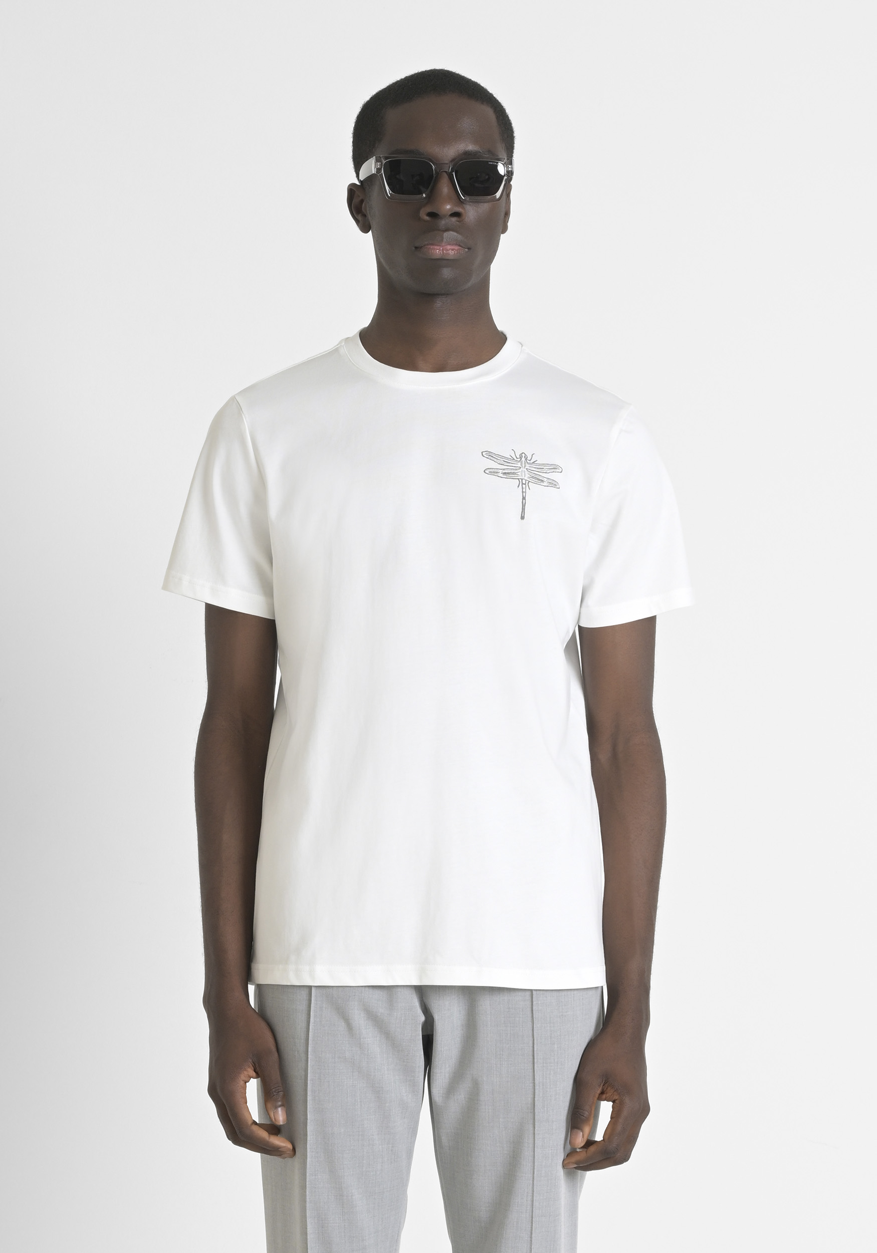 T-SHIRT REGULAR FIT IN JERSEY DI COTONE CON STAMPA EFFETTO SPONGE