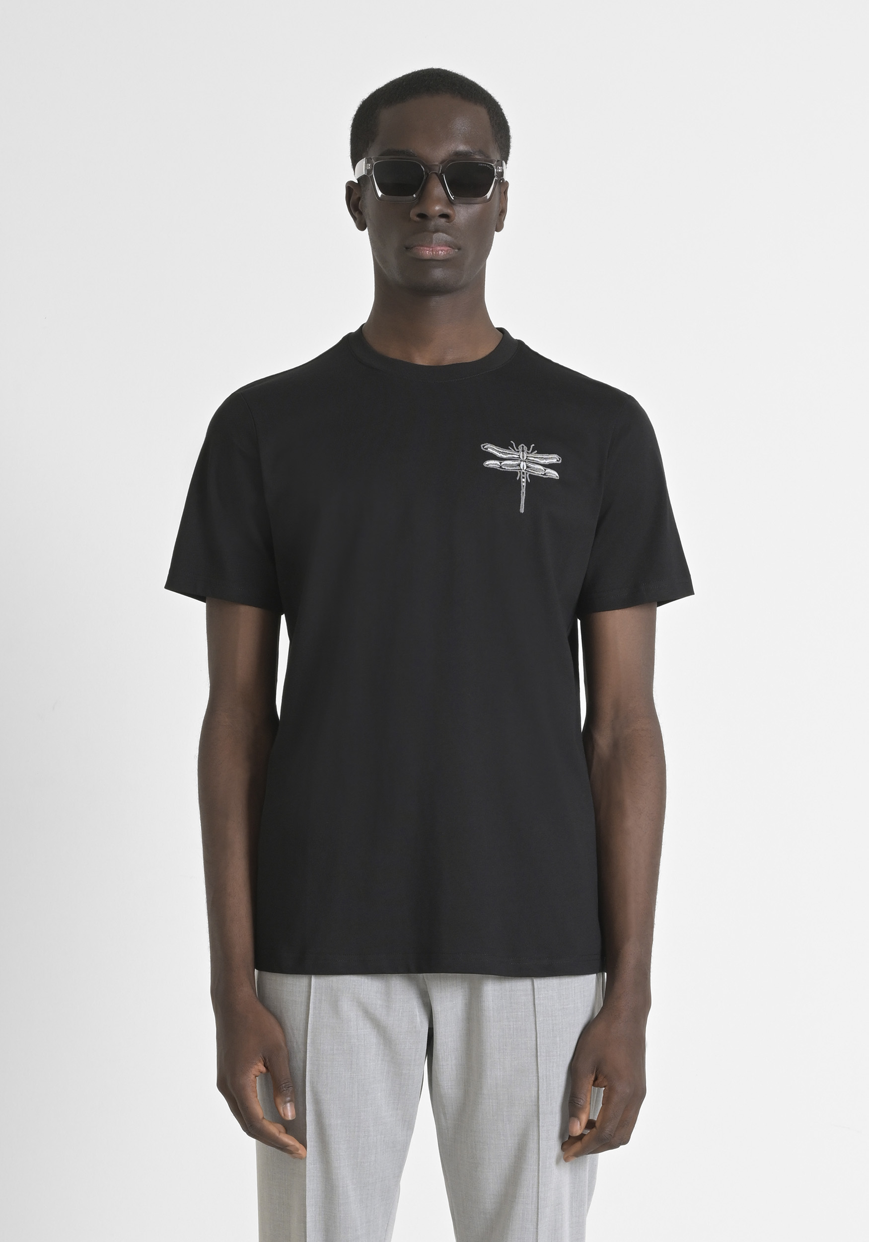 T-SHIRT REGULAR FIT IN JERSEY DI COTONE CON STAMPA EFFETTO SPONGE