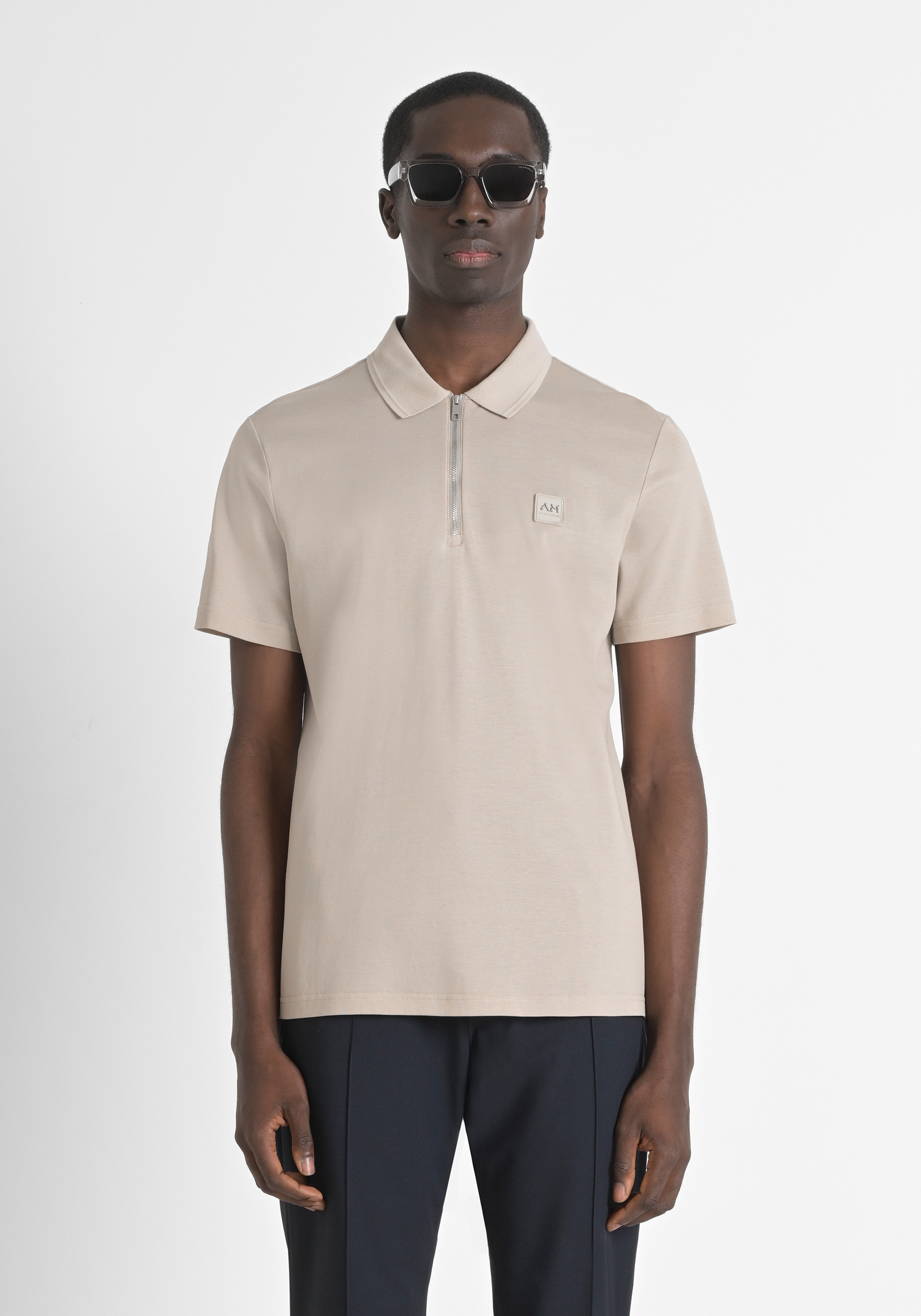POLO REGULAR FIT IN PIQUET DI COTONE CON PATCH