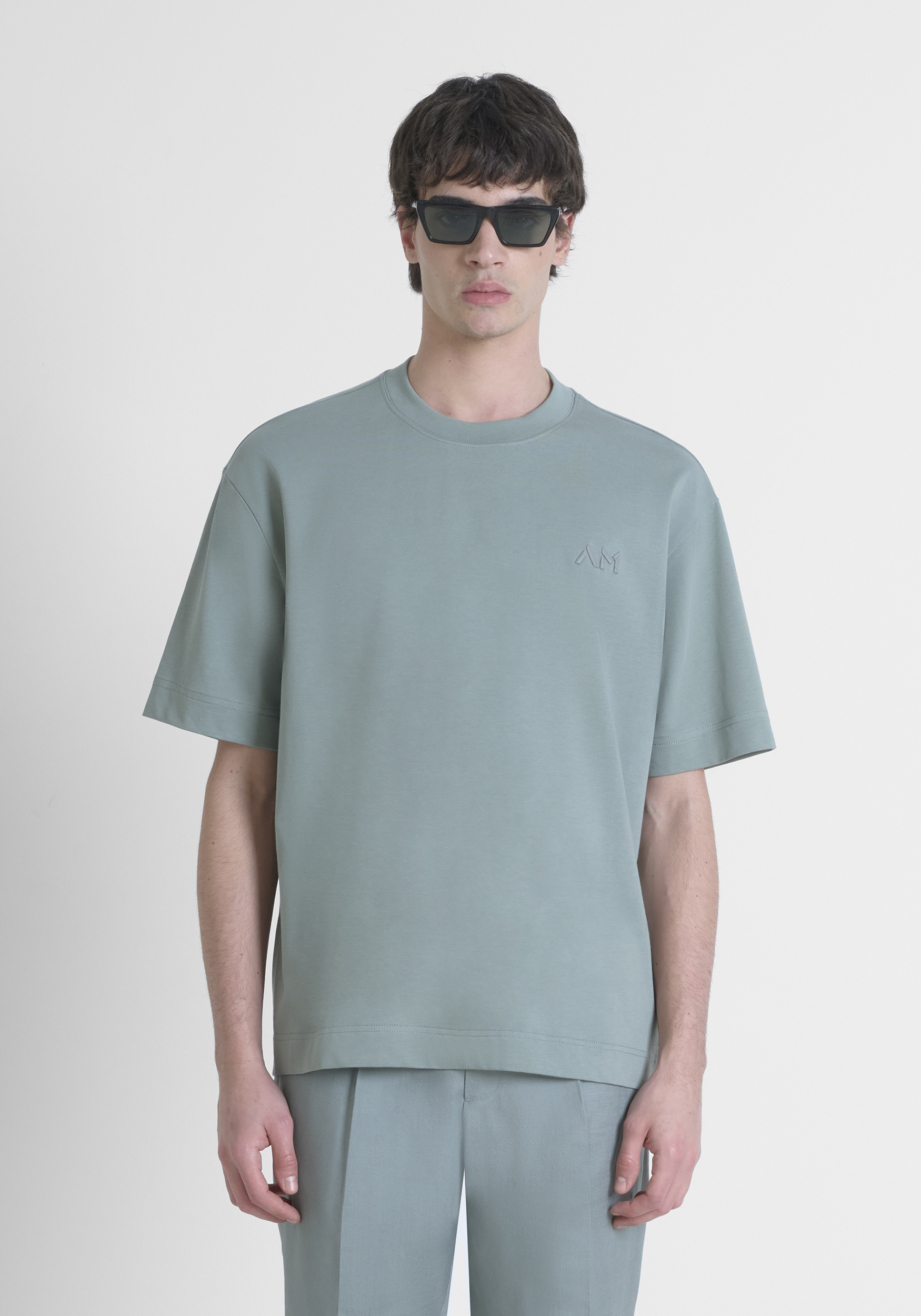 T-SHIRT BOXY FIT IN JERSEY DI COTONE CON LOGO RICAMATO