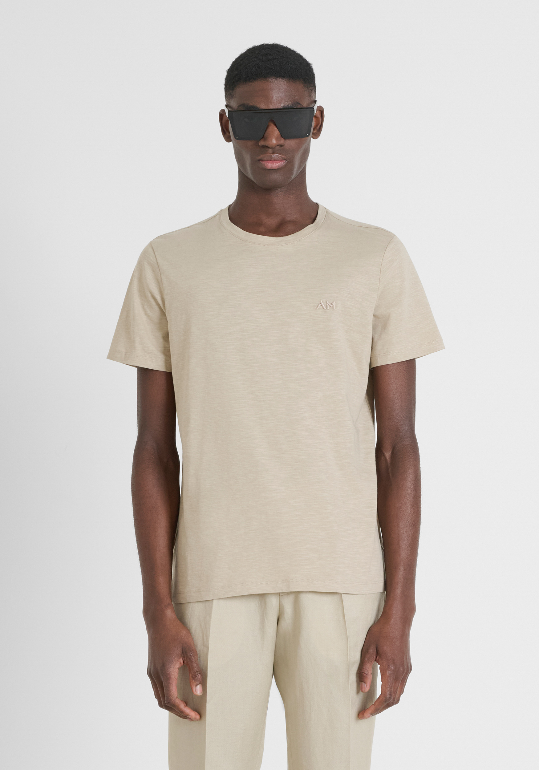 T-SHIRT REGULAR FIT IN COTONE CON LOGO