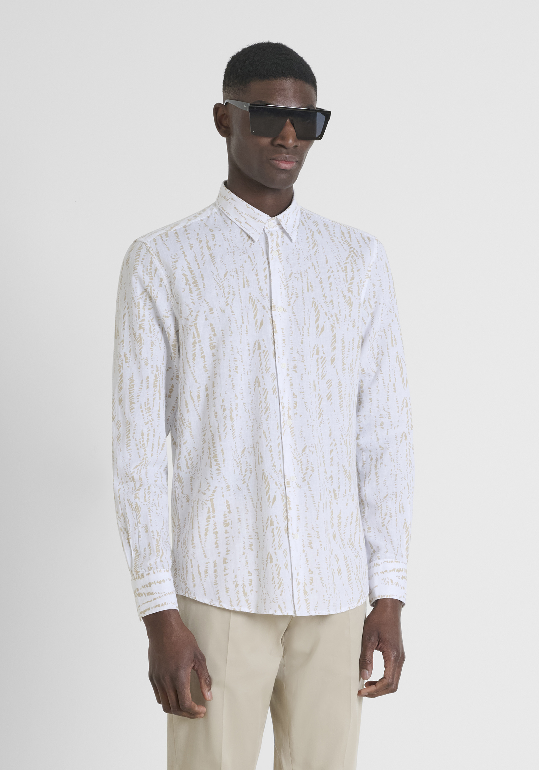 CAMICIA SLIM FIT "NAPOLI" IN MISTO COTONE E LINO TOCCO MORBIDO