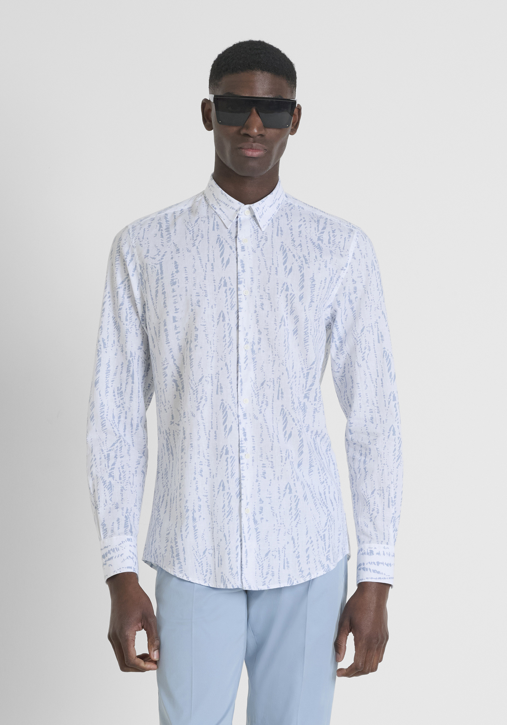 CAMICIA SLIM FIT "NAPOLI" IN MISTO COTONE E LINO TOCCO MORBIDO